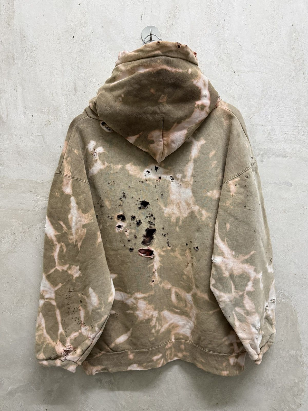 Stussy Thrashed 2000s Stussy Distressed Hoodie Size US L / EU 52-54 / 3 - 8 Thumbnail