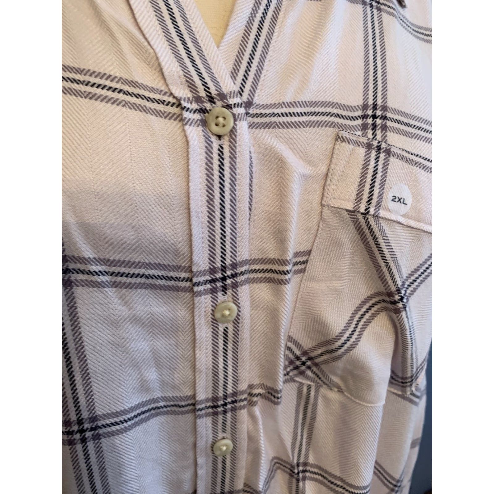 Eddie Bauer Eddie Bauer Shirt Women 2XL Pink Plaid Button Up Lightweight 100% Rayon NWOT Size XXL / US 16-18 / IT 52-54 - 3 Thumbnail