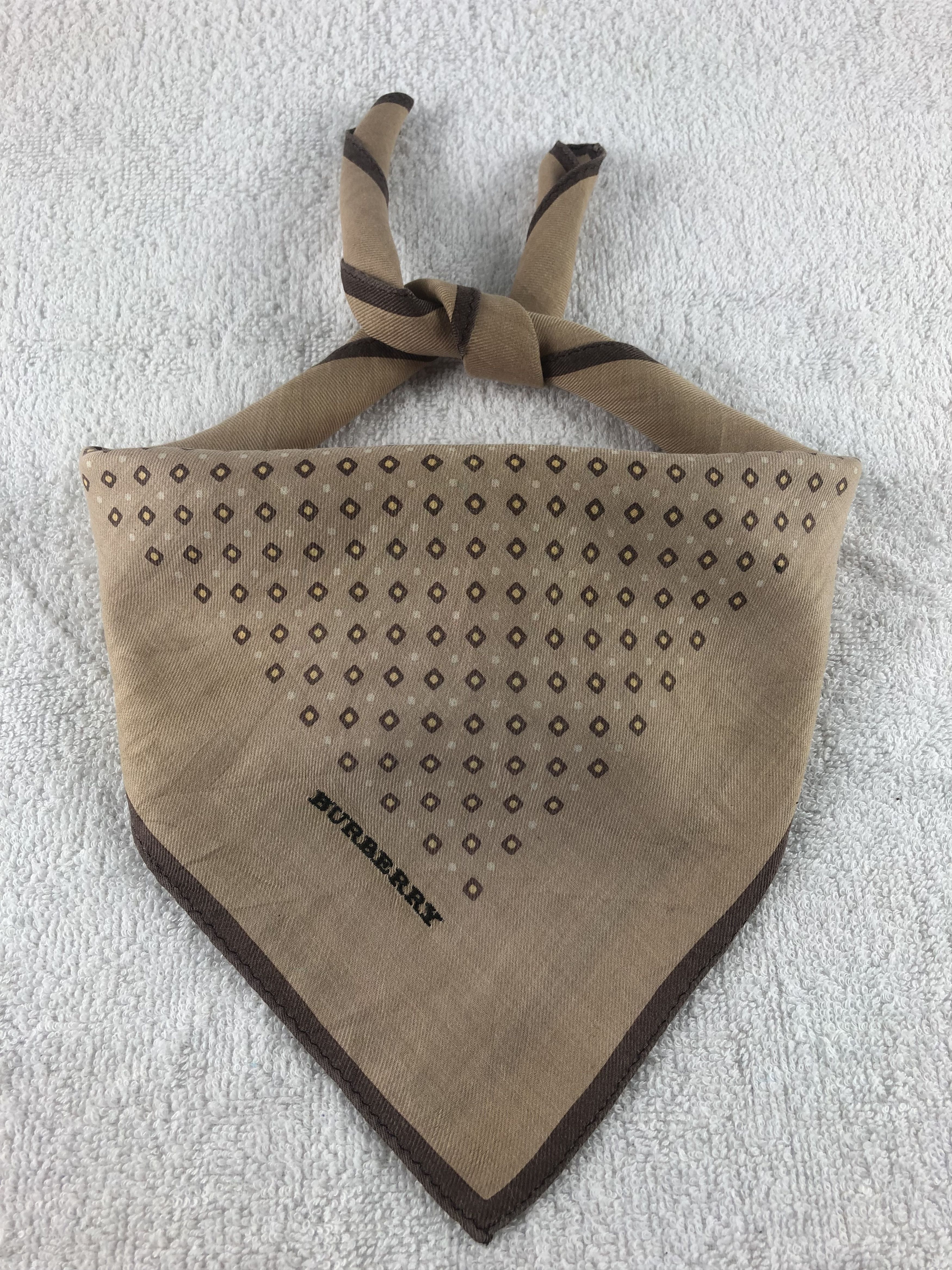 Burberry Burberry Handkerchief / Bandana / Neckerchief Size ONE SIZE - 2 Thumbnail