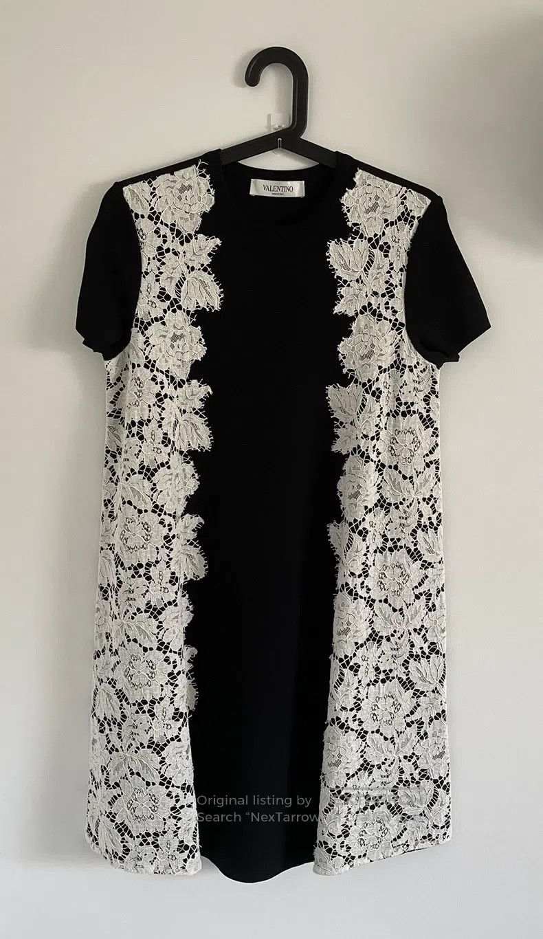 Valentino Valentino Black and white lace patchwork knitted dress Size M / US 6-8 / IT 42-44 - 1 Thumbnail