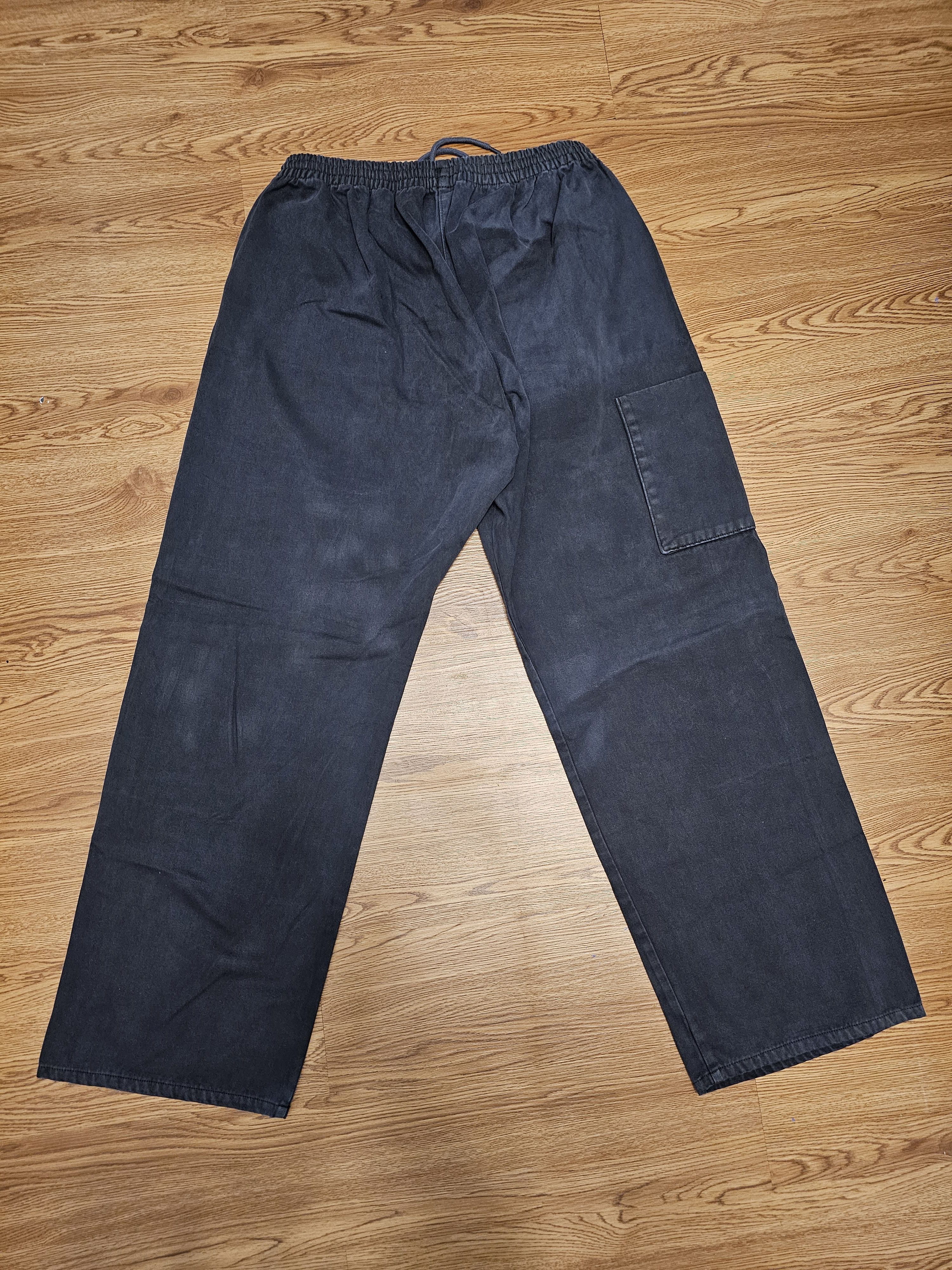 Balenciaga × Gap × Kanye West Yeezy Gap Unreleased Cargo Pocket Pants Size US 34 / EU 50 - 2 Thumbnail