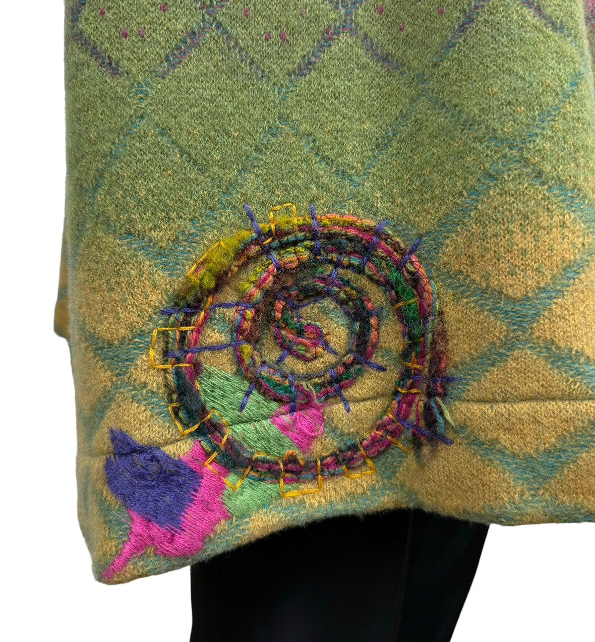 Designer Ivko Woman Wool Knit Coat Multicolor Embroidered size M Size M / US 6-8 / IT 42-44 - 4 Thumbnail
