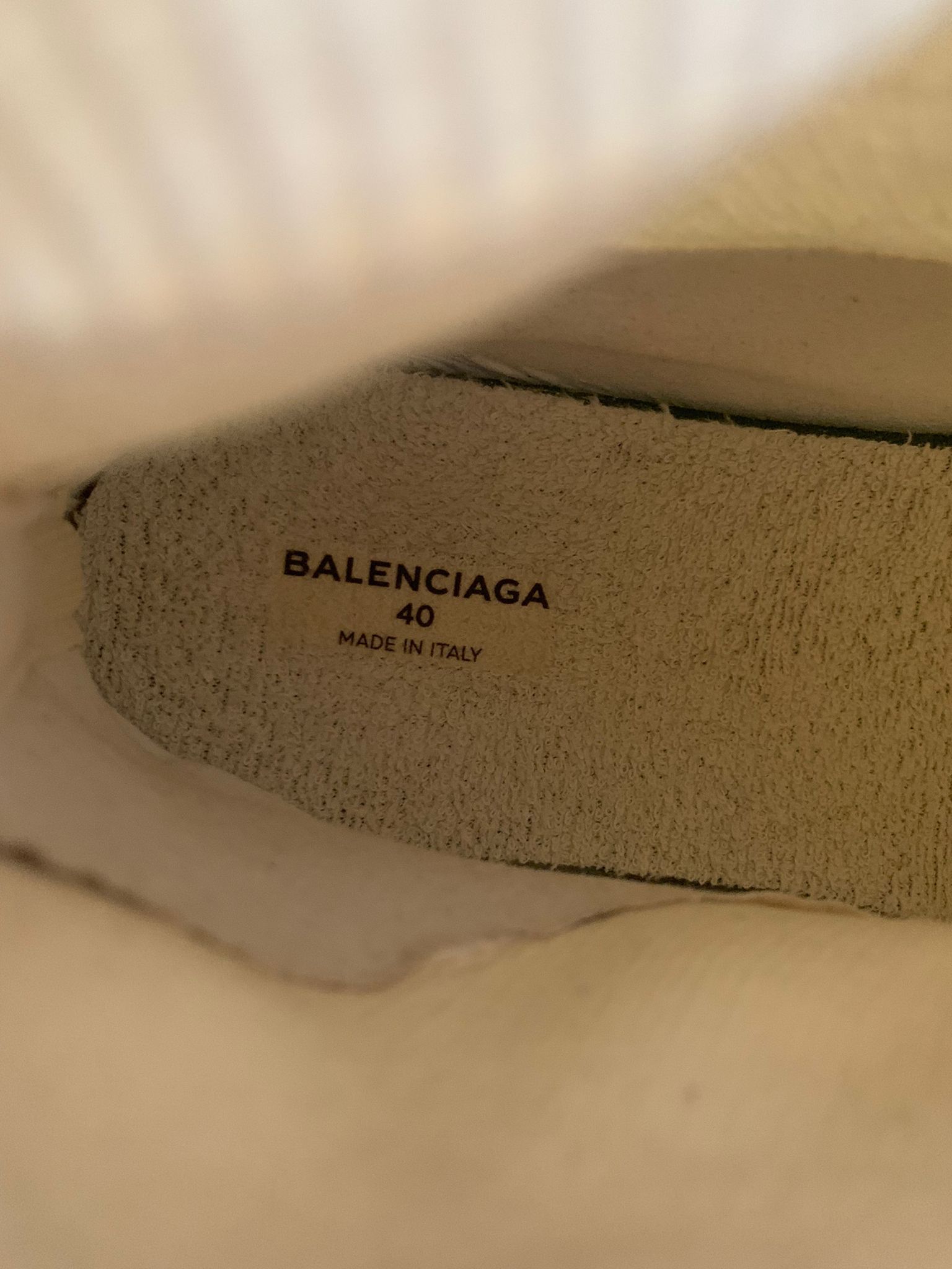 Balenciaga Balenciaga Speed Sneaker Beige Size US 7 / EU 40 - 9 Thumbnail