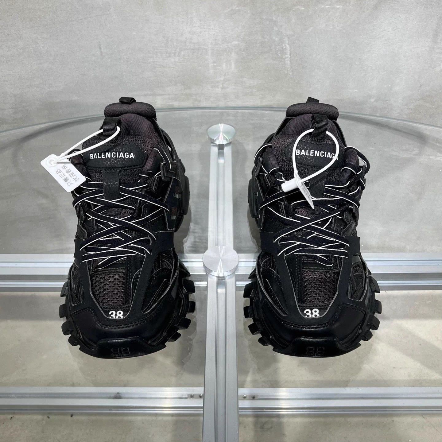 Balenciaga BLCG Track dad shoe black 38 Size US 7 / IT 37 - 1 Thumbnail