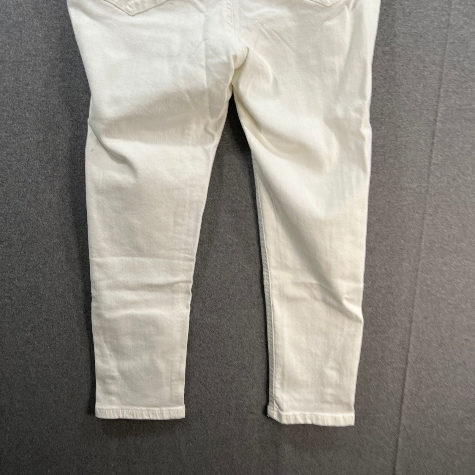 Other Denim & Co. Easy Stretch Petite Snap Cuff Slim Straight Jean Size 34" / US 12 / IT 48 - 4 Thumbnail