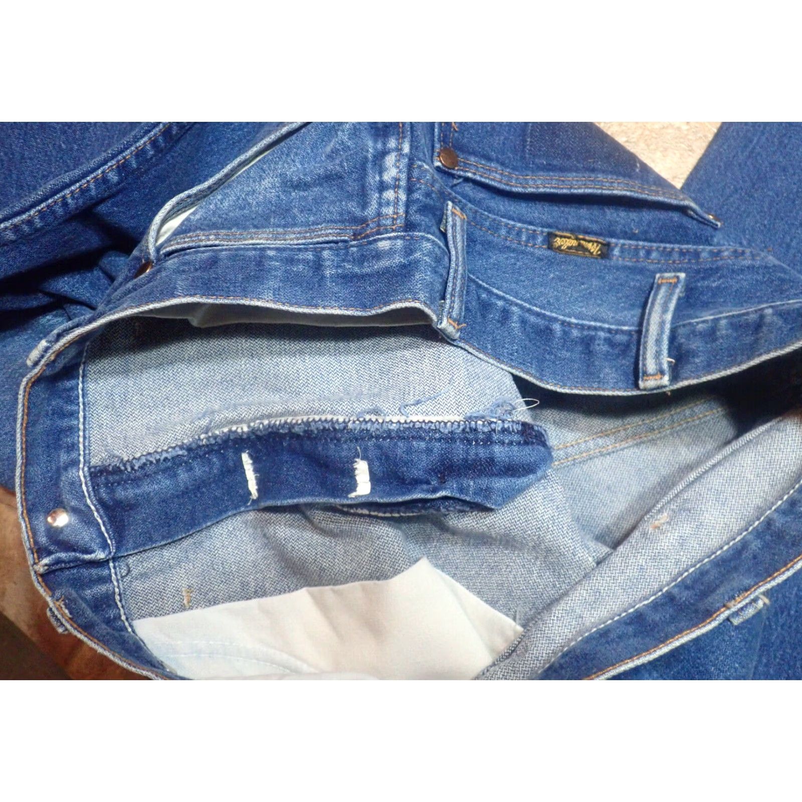 Wrangler Vintage Wrangler 13MWZ Men's 5-Pocket Straight Leg Jeans 36 Adult Blue Denim 70s Cowboy Western Made in USA Size US 36 / EU 52 - 4 Thumbnail