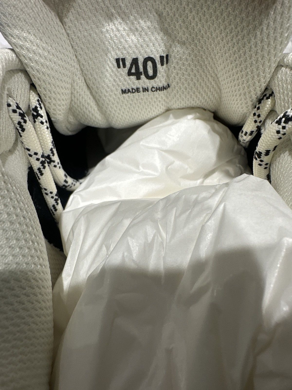Off-White OFF-WHITE - Be Right Back Sneakers Back Suede White Black Size US 7 / EU 40 - 6 Thumbnail