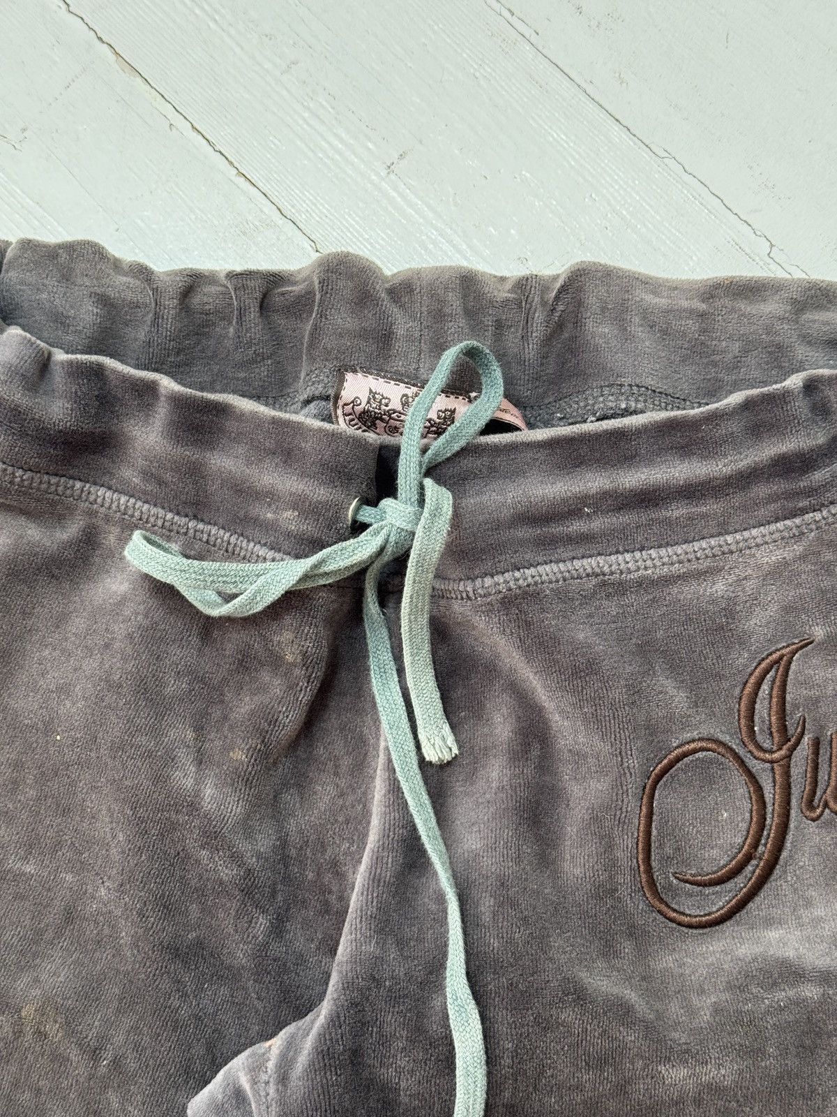 Juicy Couture VINTAGE JUICY COUTURE VELOUR 2000s TRACKSUIT Size S / US 4 / IT 40 - 15 Thumbnail