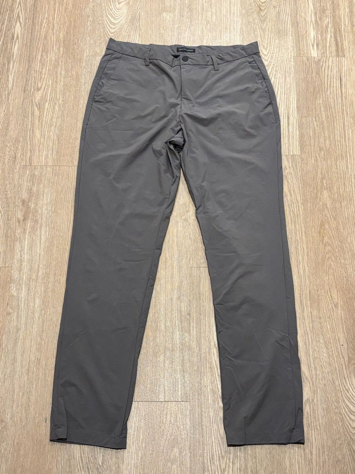 Saks Fifth Avenue Grey Saks 5th Casual Pants Size US 34 / EU 50 - 1 Thumbnail