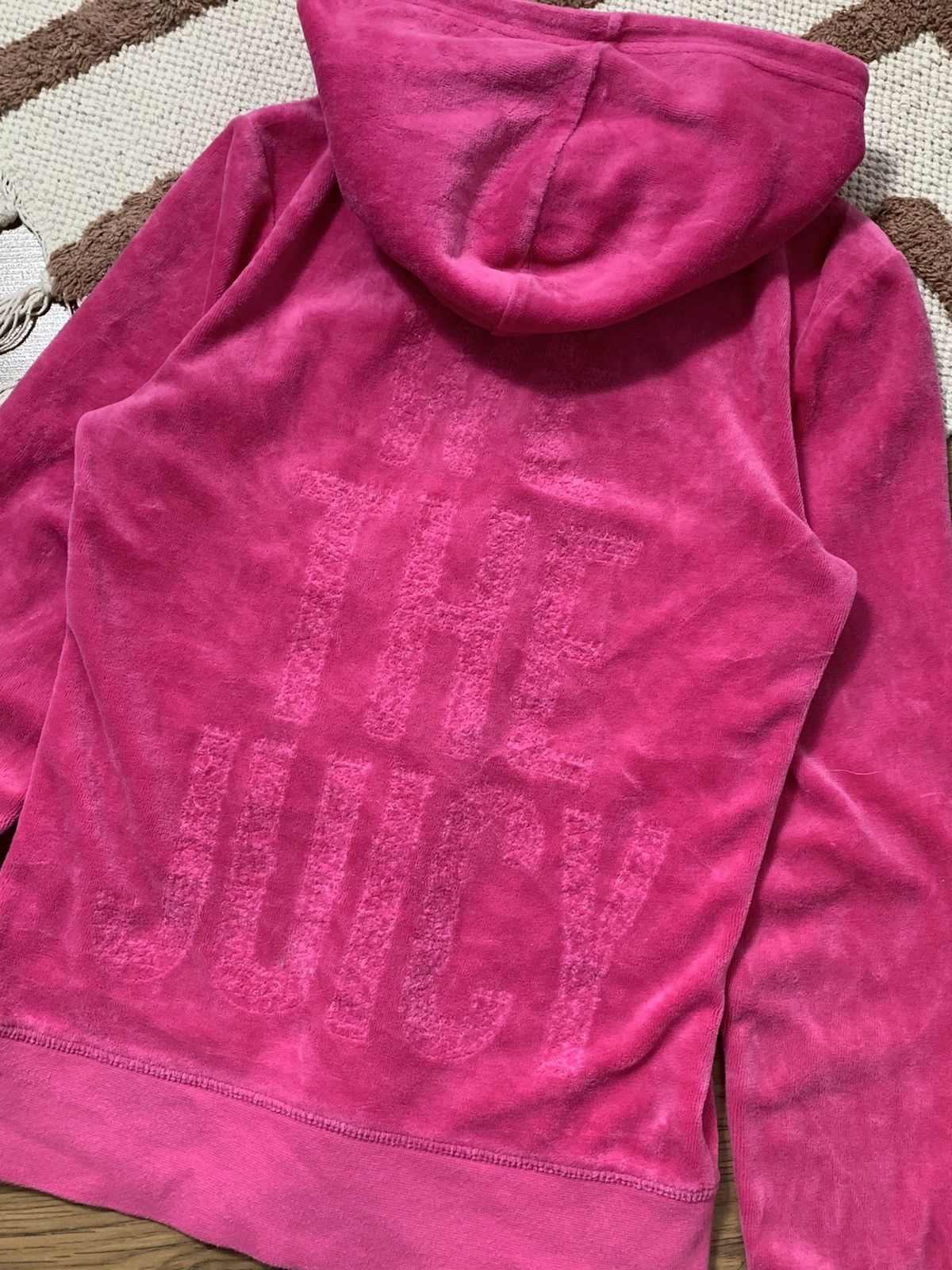 Juicy Couture VINTAGE JUICY COUTURE 2000s VELOUR ZIP HOODIE Size XS / US 0-2 / IT 36-38 - 3 Thumbnail