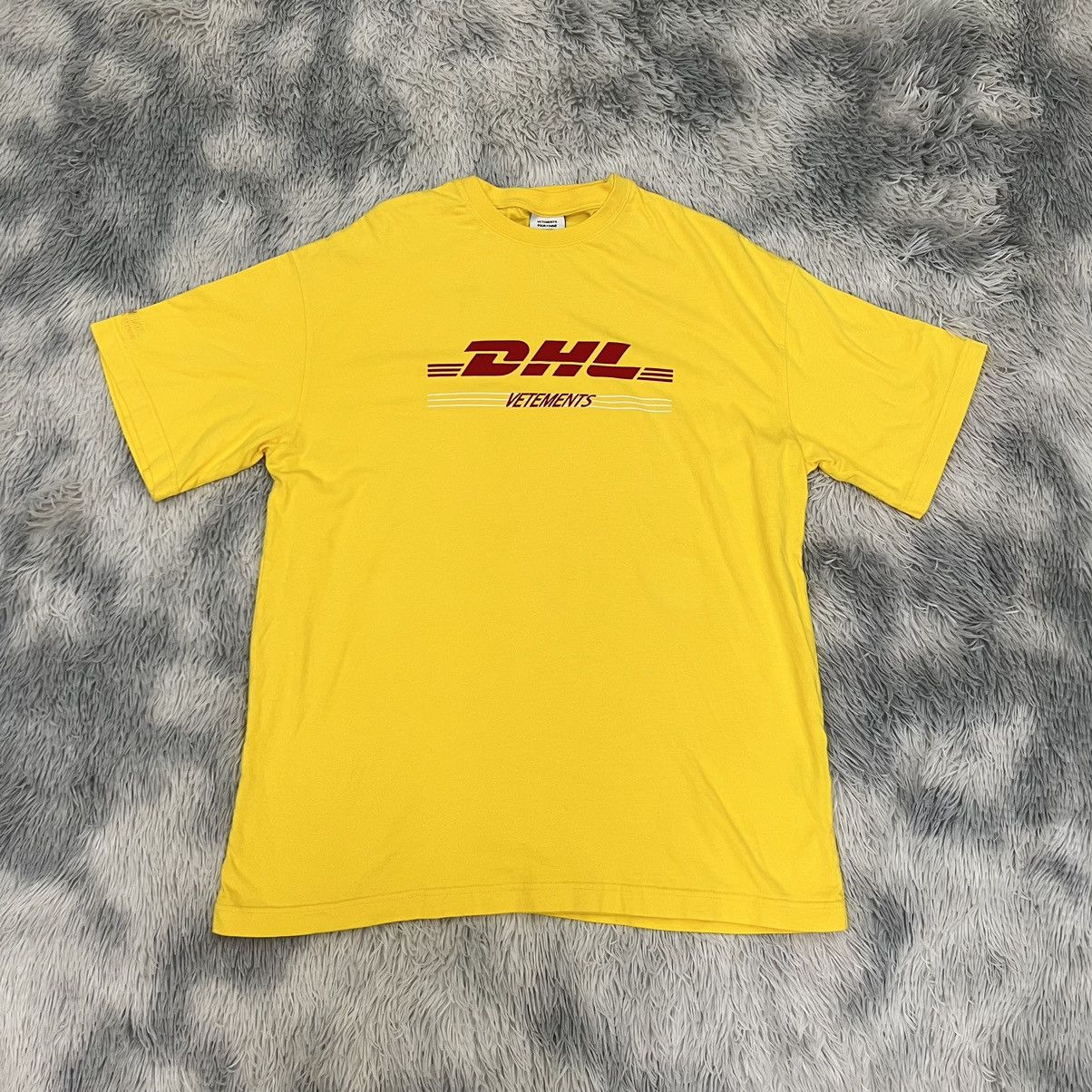 image of Vetements Ss18 Dhl Genuine Two Piece Patchwork Short Sleeves in Yellow, Men's (Size XS)
