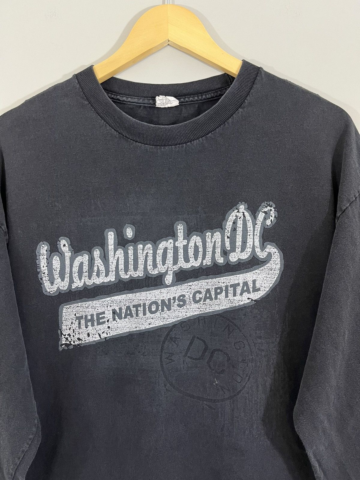 Vintage Sun Faded Washington DC Distressed Long Sleeve Size US XL / EU 56 / 4 - 1 Thumbnail