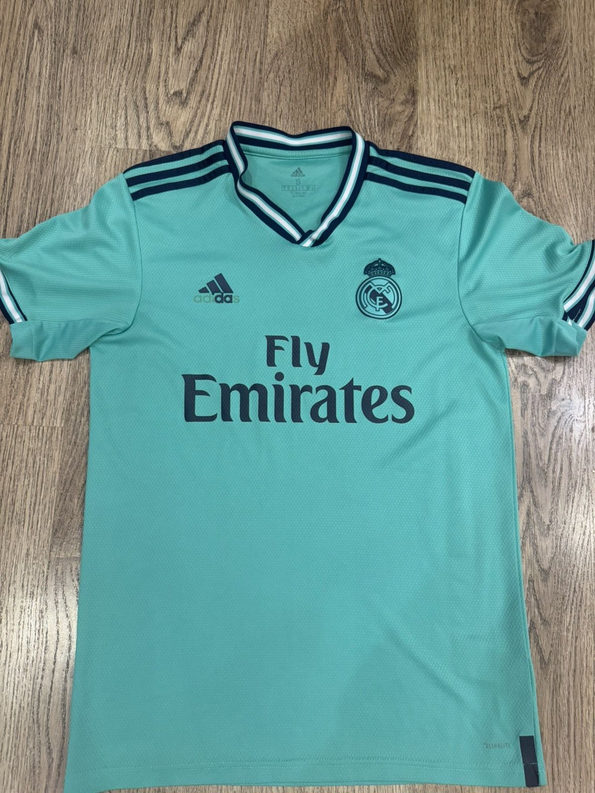 Adidas REAL MADRID 2019 2020 FOOTBALL JERSEY ADIDAS EH5128 SZ S Size US S / EU 44-46 / 1 - 1 Thumbnail
