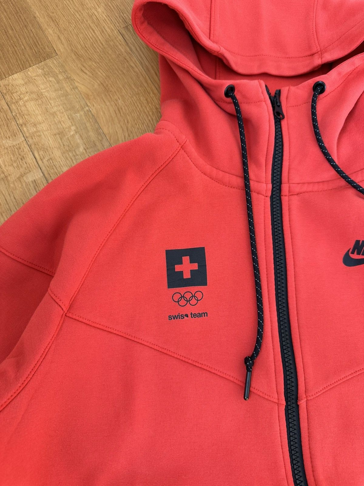 Nike 🇨🇭Nike Tech Fleece Zip Hoodie Swiss Team Logo Size US S / EU 44-46 / 1 - 10 Thumbnail