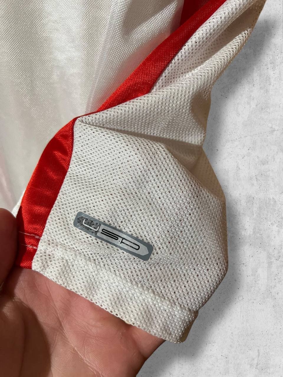 Puma Puma SWITZERLAND 4 soccer club Jersey vintage tee t shirt Size US M / EU 48-50 / 2 - 6 Thumbnail