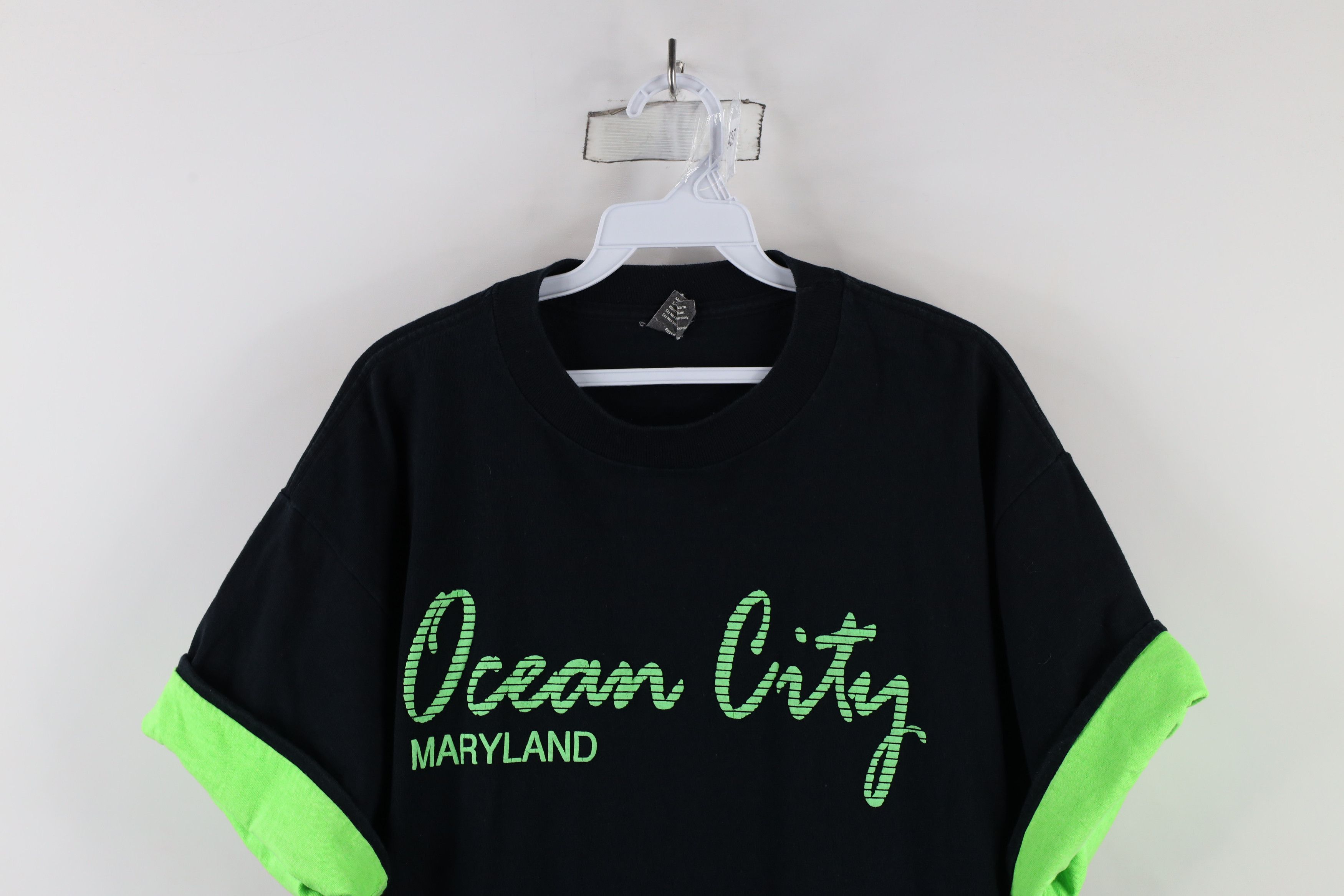 Vintage Vintage 90s Out Cuffed Ocean City Maryland T-Shirt Black USA Size US XL / EU 56 / 4 - 2 Thumbnail