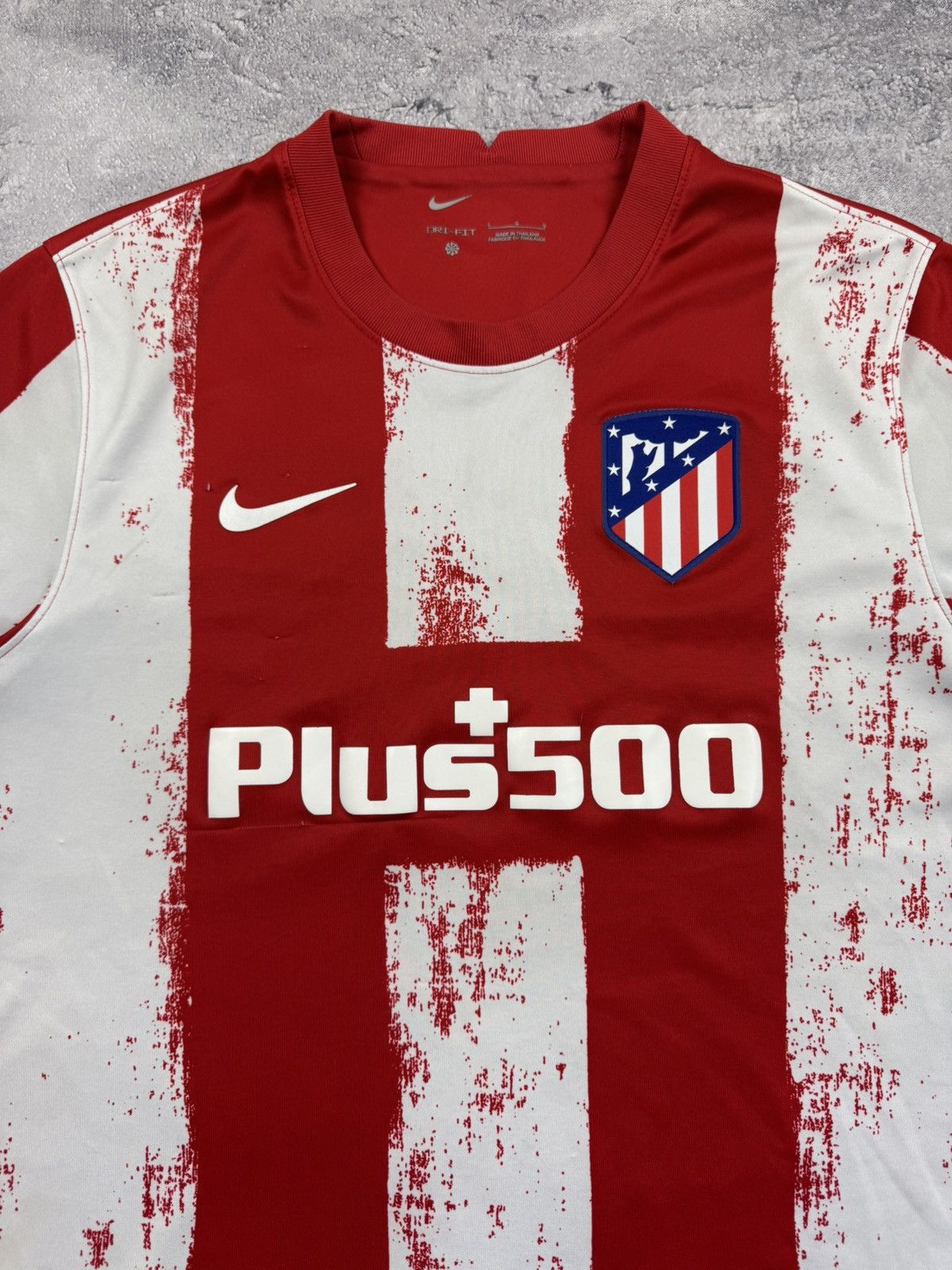Nike Atletico Madrid 2021/2022 Home Football Soccer Jersey Size US L / EU 52-54 / 3 - 7 Thumbnail