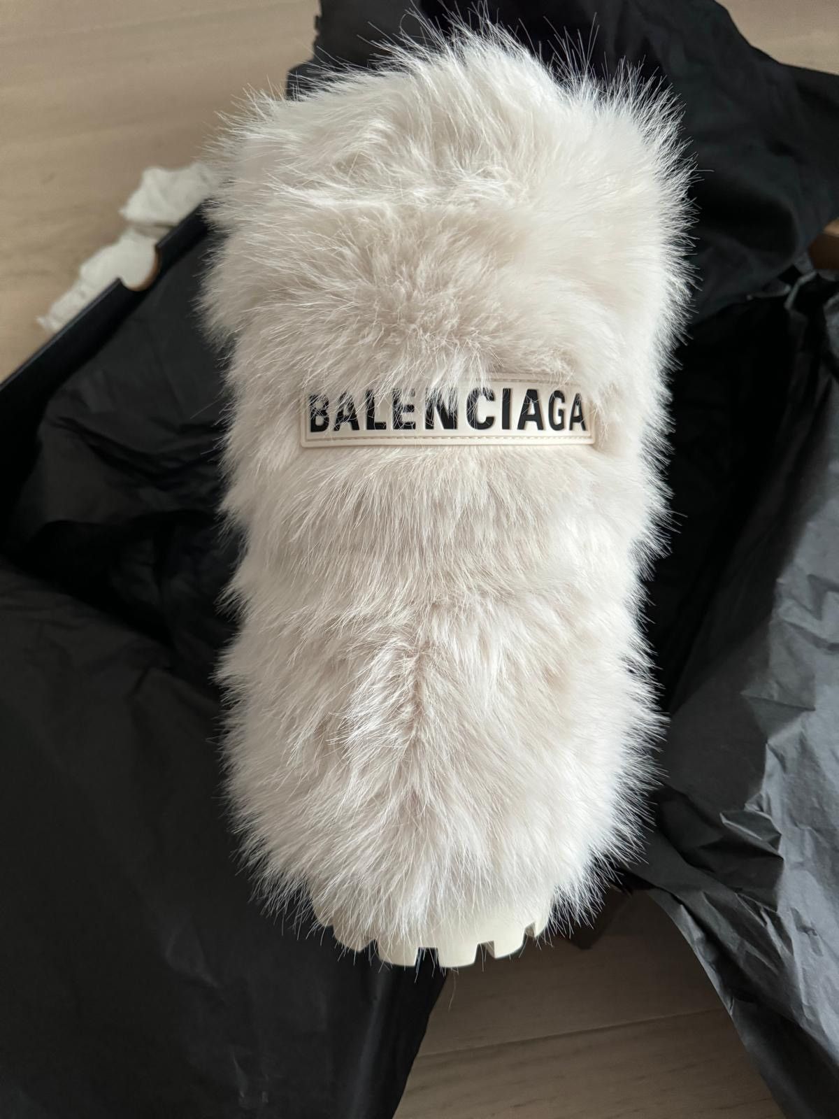 Balenciaga Alaska Mink Faux Fur Low snow boots Size US 8 / EU 41 - 3 Thumbnail