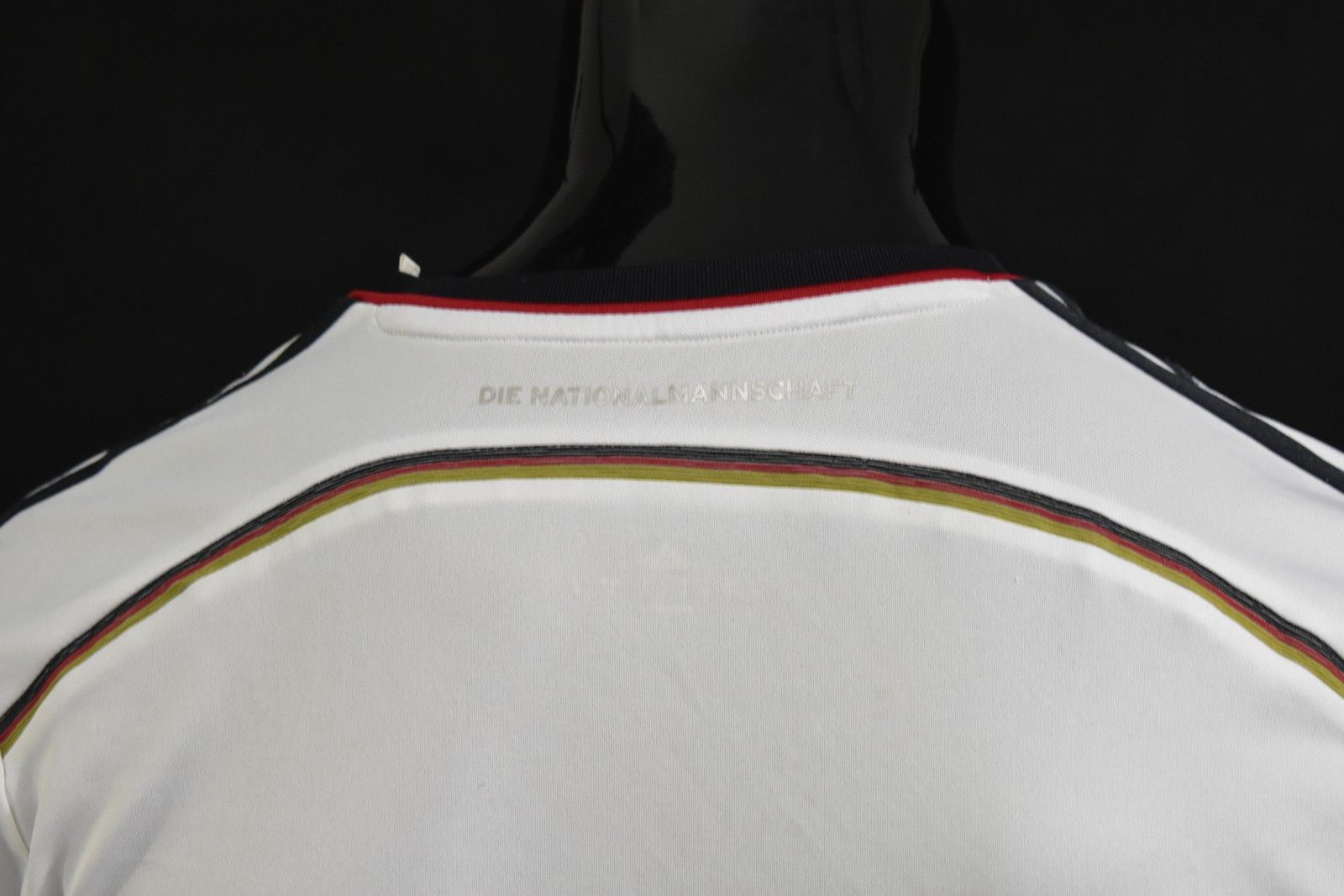 Adidas 2014-15 adidas Germany Home Shirt authentic (SIZE 8-M men) Size US M / EU 48-50 / 2 - 4 Thumbnail