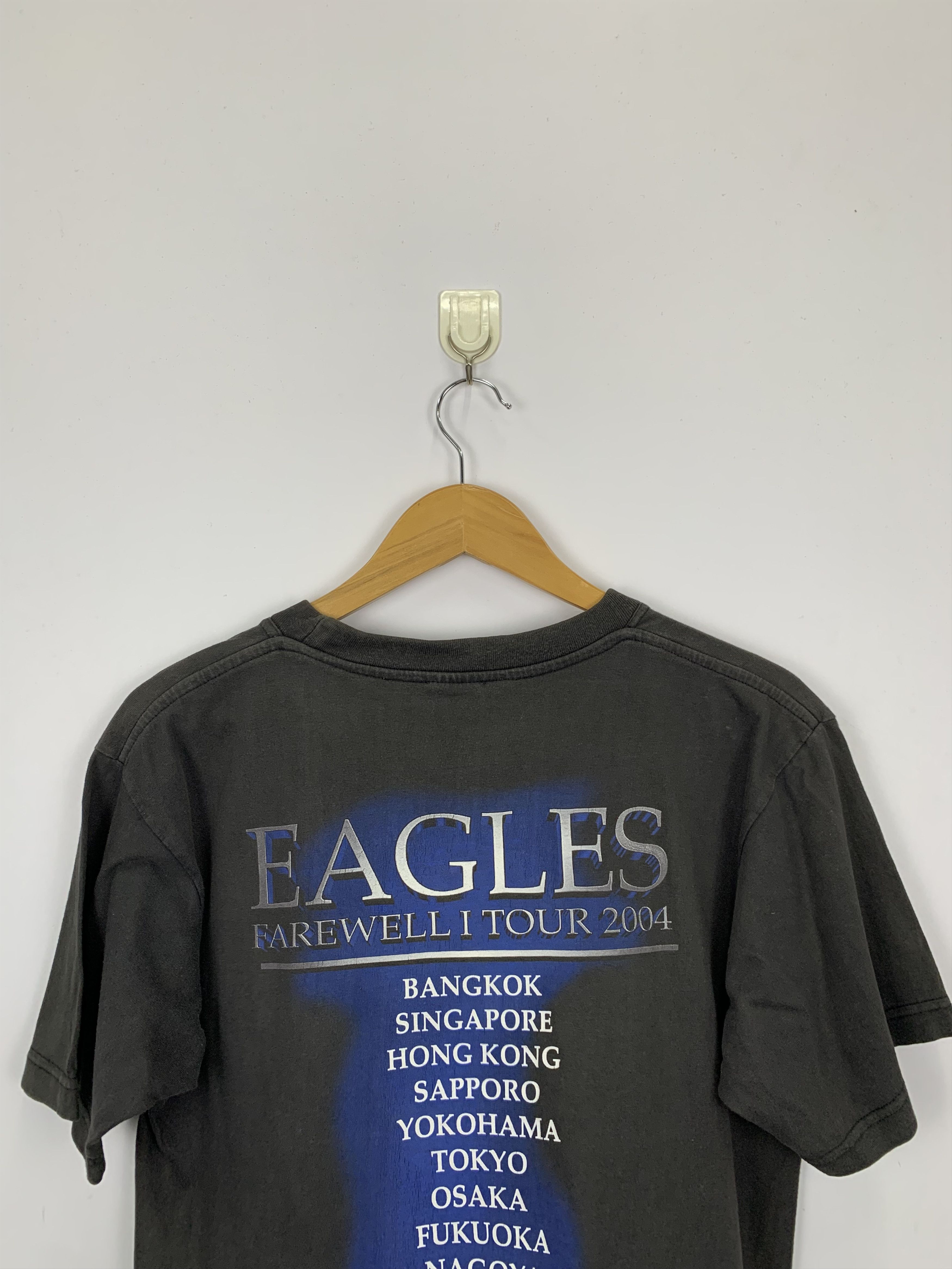 Band Tees Vintage 2004 Eagles Farawell Tour T Shirt TA0175 Size US S / EU 44-46 / 1 - 4 Thumbnail