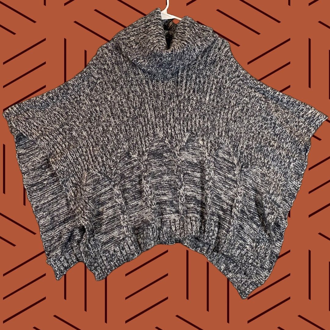 Vintage VINTAGE WOODEN SHIPS Sweater Womens M/L Poncho Gray Knit Cowl Neck Pullover Fall Size M / US 6-8 / IT 42-44 - 1 Thumbnail