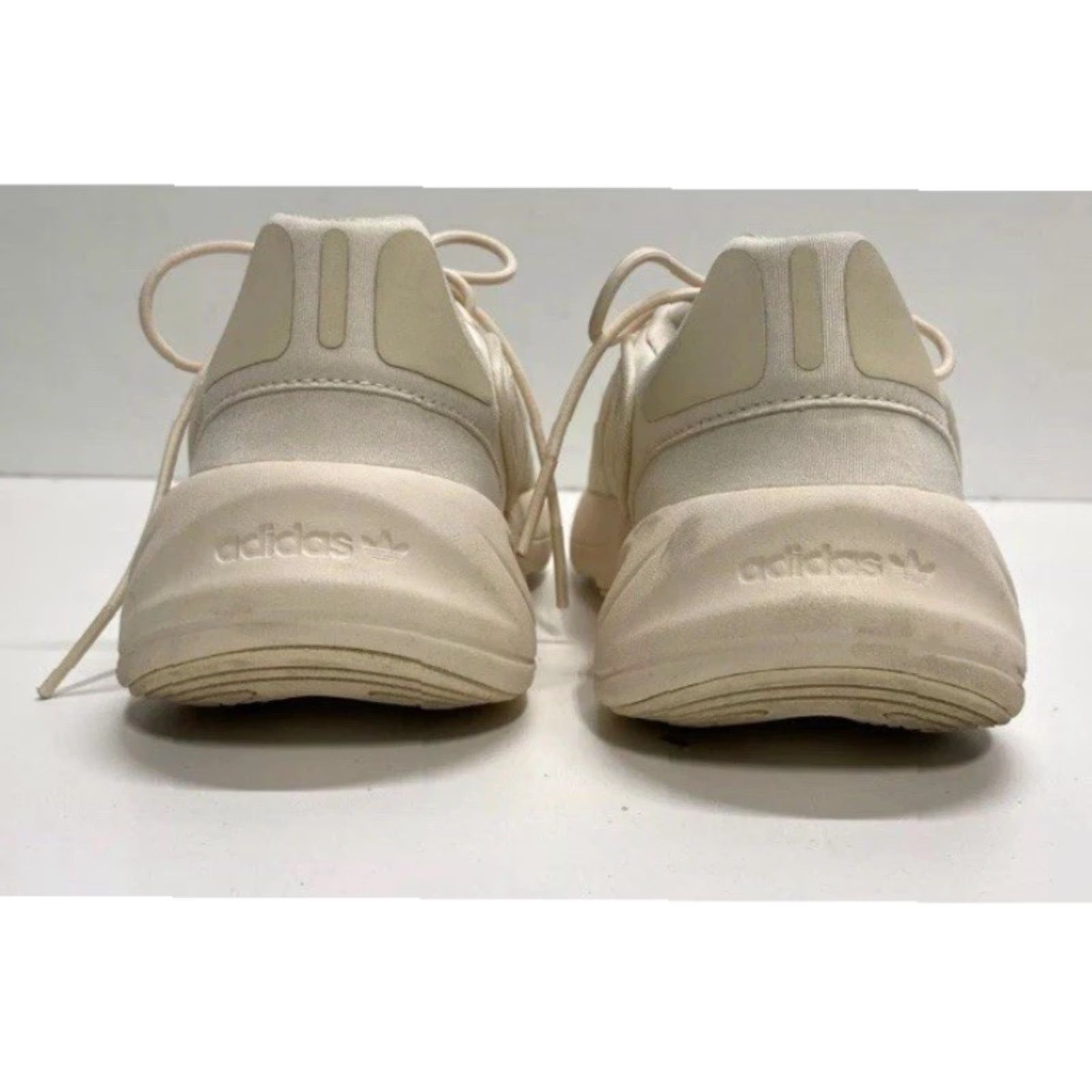 Adidas Women’s Adidas Originals Ozelia Triple Beige Ecru Tint Sneakers GV8992 Size 7 Size US 7 / IT 37 - 5 Thumbnail