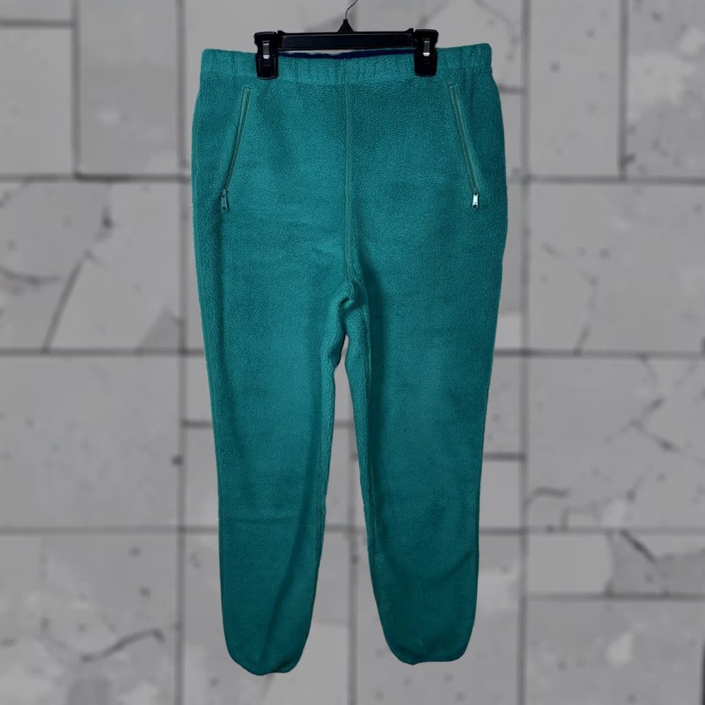 Patagonia VTG Patagonia USA Made Fleece Pants Womens 10 Green Logo 1990s Hipster City Straight Inseam 29” Size 32" / US 10 / IT 46 - 1 Thumbnail