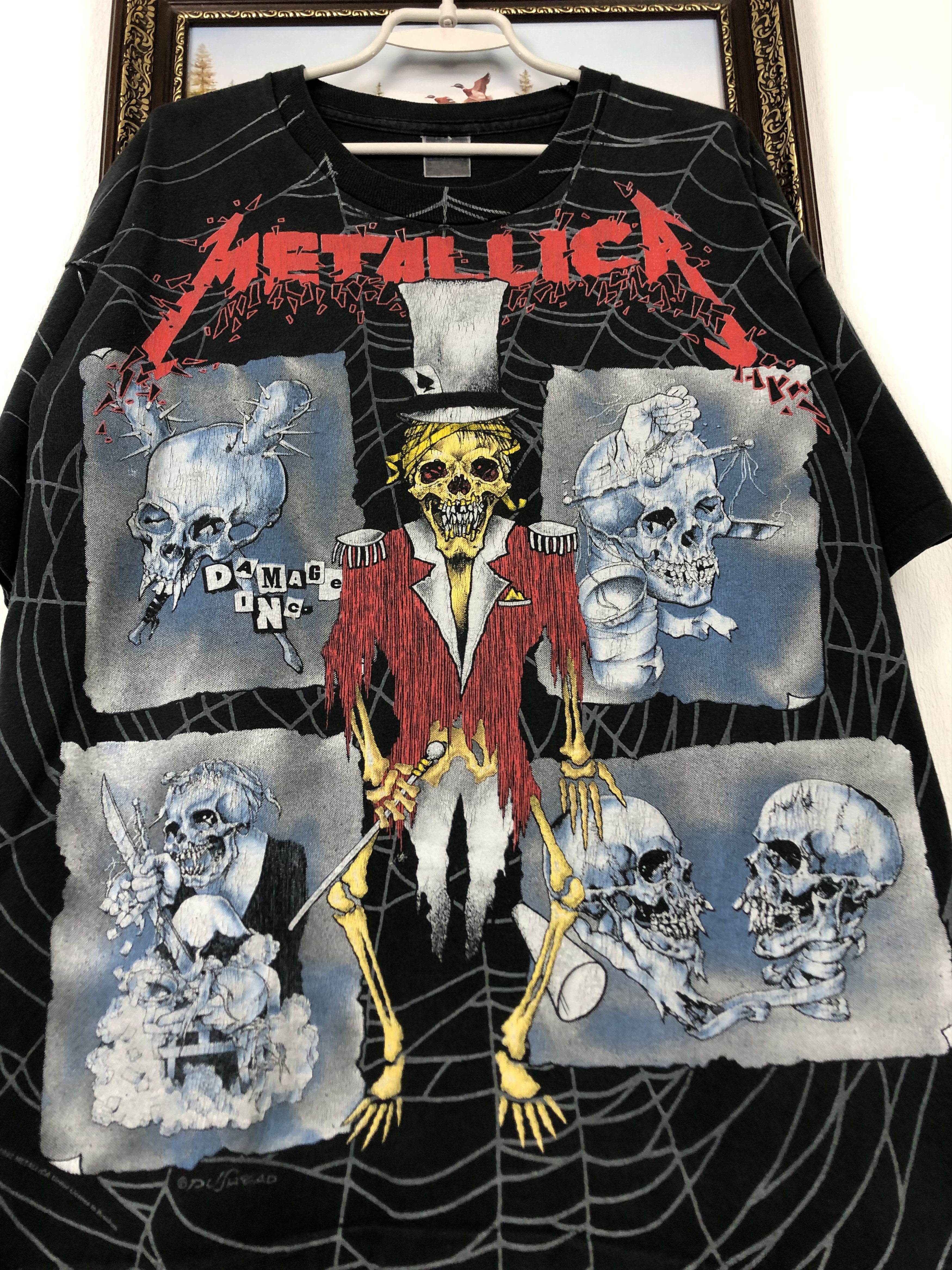 Vintage Vintage 1992 Metallica Ringmaster Pushead Shirt Tee Hype Size US L / EU 52-54 / 3 - 3 Thumbnail