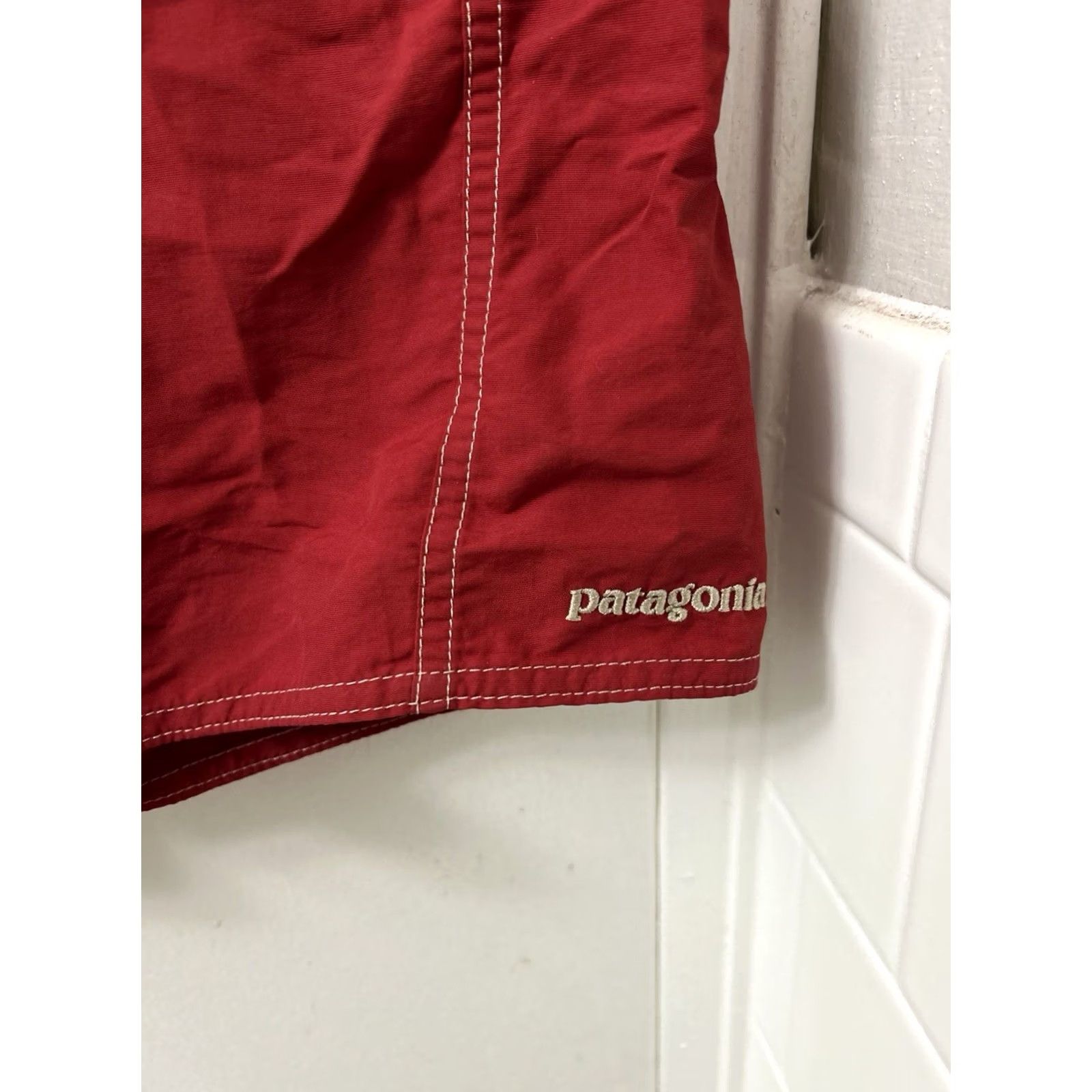 Patagonia Patagonia Board Shorts Mens Size 34 Red Solid Nylon Quick Dry Pockets Swim Bottoms 86625 SP16 Size US 34 / EU 50 - 4 Thumbnail