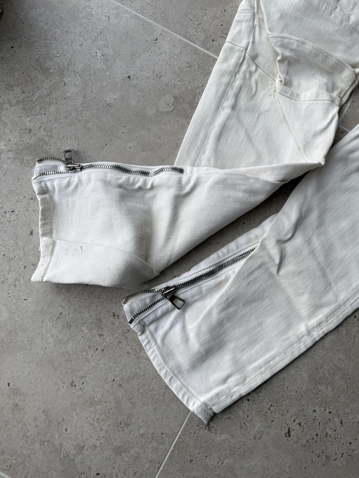 Balmain Balmain x H&M Biker White Coated Jeans Size 24" / US 00 / IT 34 - 7 Thumbnail