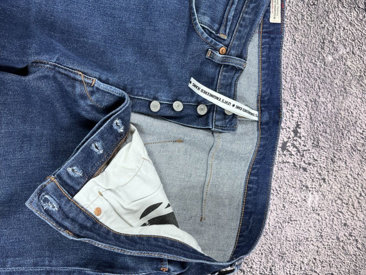 Levi's Vintage Levi's Engineered Vintage Twisted Jeans Size 34 Size US 34 / EU 50 - 5 Thumbnail