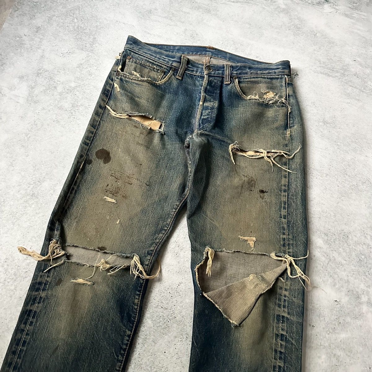 Levi's 70’s Vintage Levis THRASHED Dirt Wash Denim Size US 33 - 2 Thumbnail