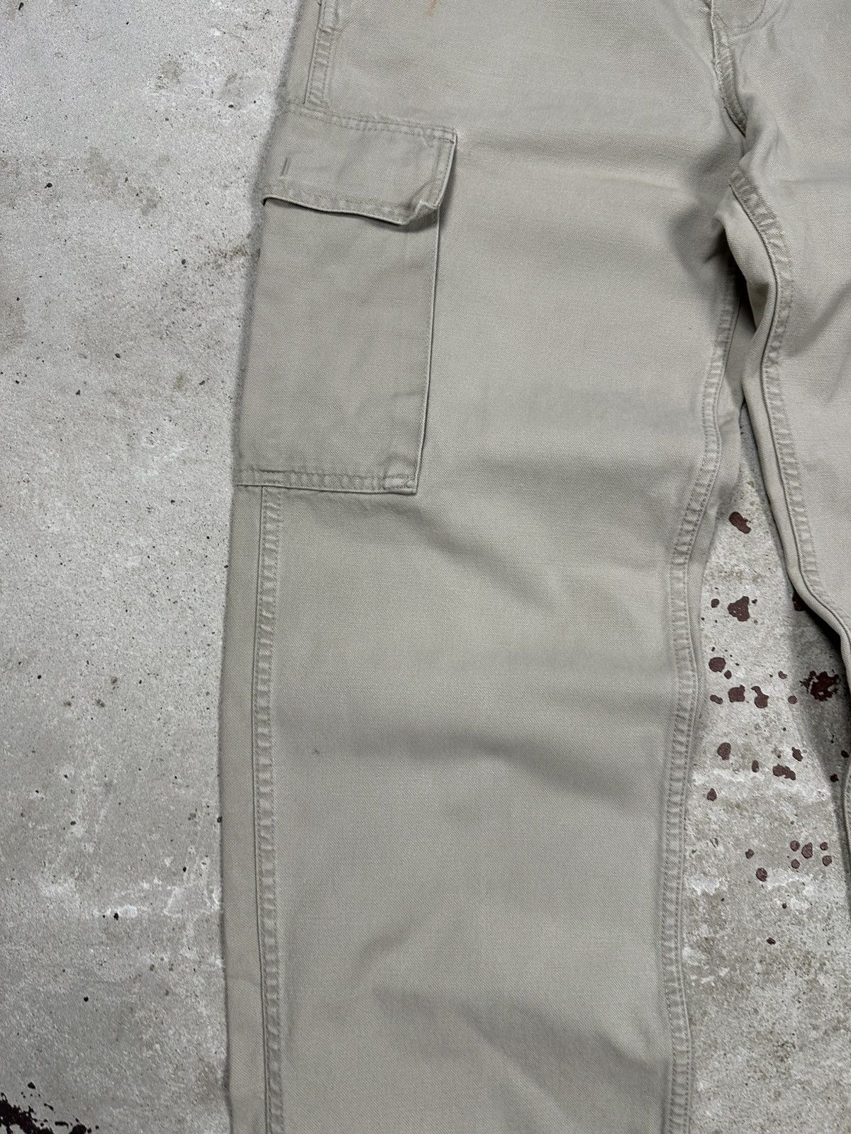 Levi's Vintage 1998 Levi’s 676 Baggy Beige Cargo Pants Loose Fit Size US 34 / EU 50 - 6 Thumbnail