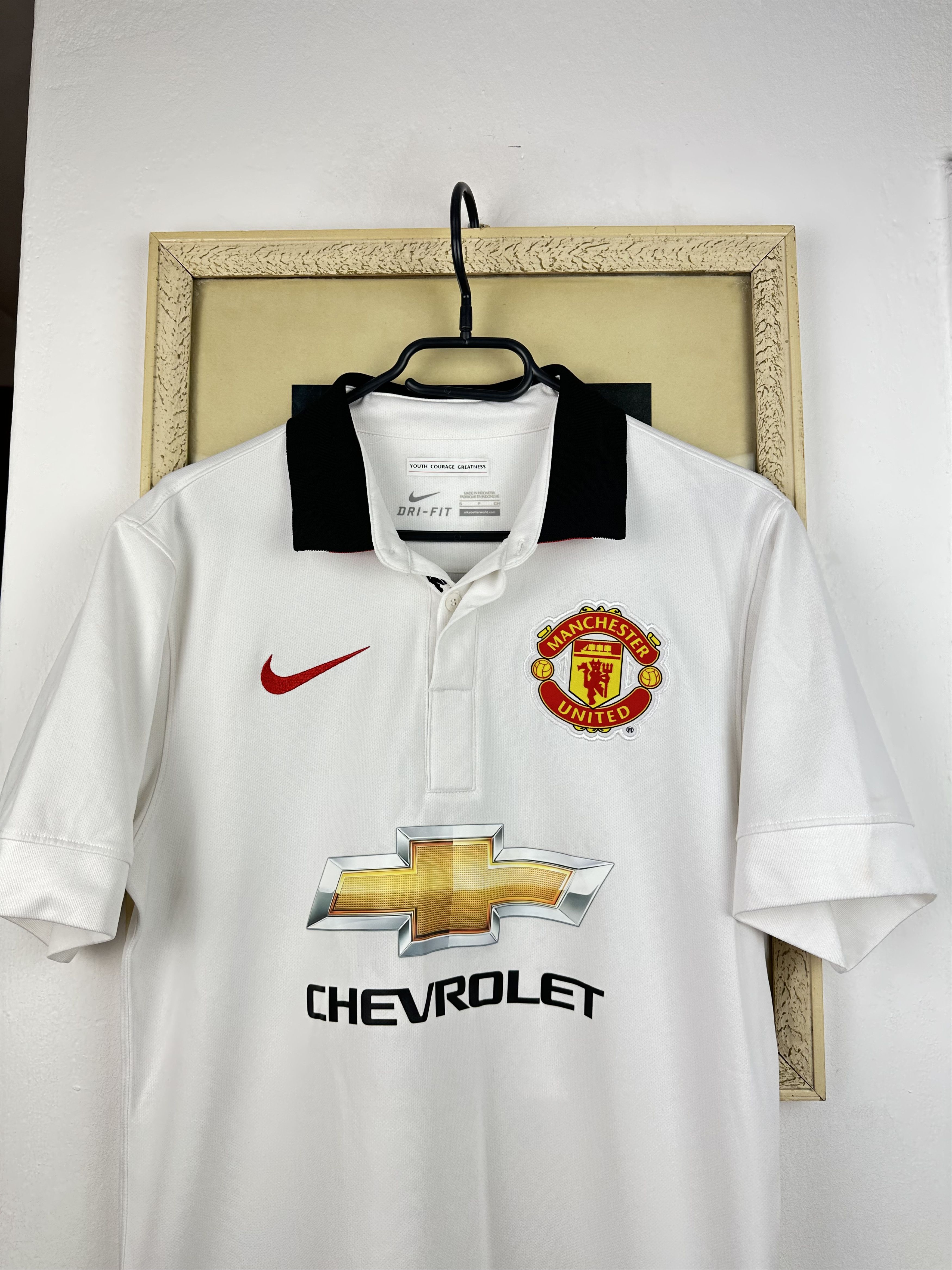 Nike Manchester United football shirt 2014 Soccer Nike Jersey Size US S / EU 44-46 / 1 - 2 Thumbnail