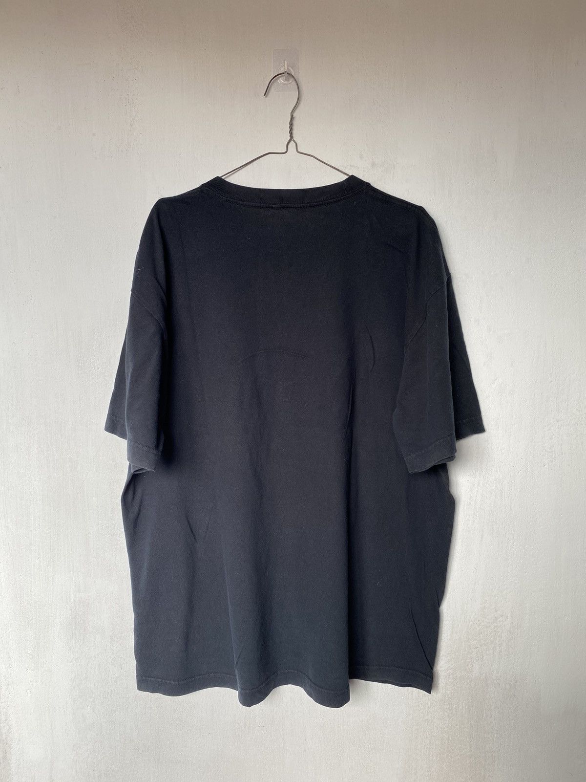 Anime Vintage 00s Buggy Pirates Flag One Piece Sunfaded Tshirt Size US L / EU 52-54 / 3 - 7 Thumbnail