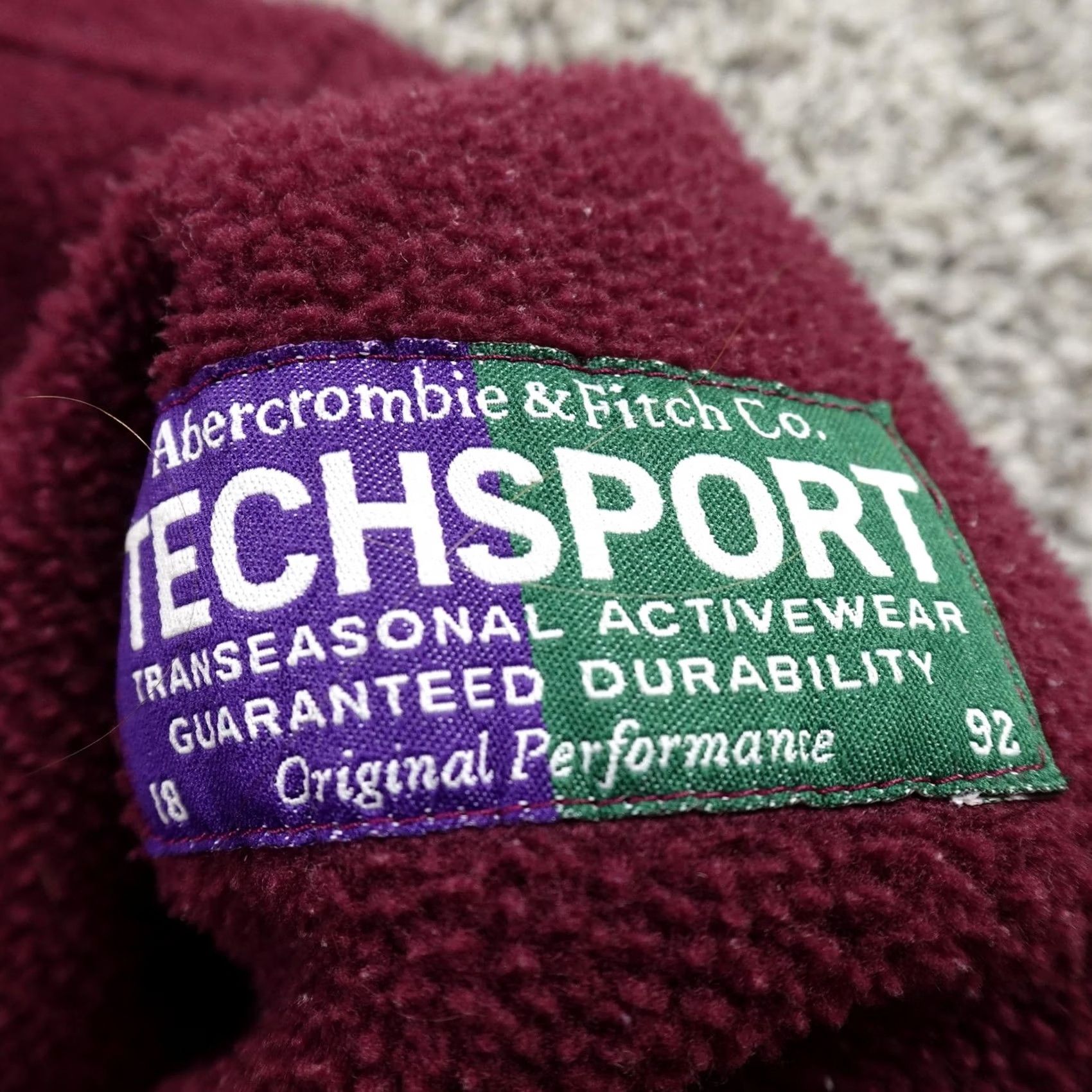 Abercrombie & Fitch VINTAGE Abercrombie & Fitch Hoodie Mens L Red Purple Henley Pullover Fleece Jacket USA Size US L / EU 52-54 / 3 - 4 Thumbnail
