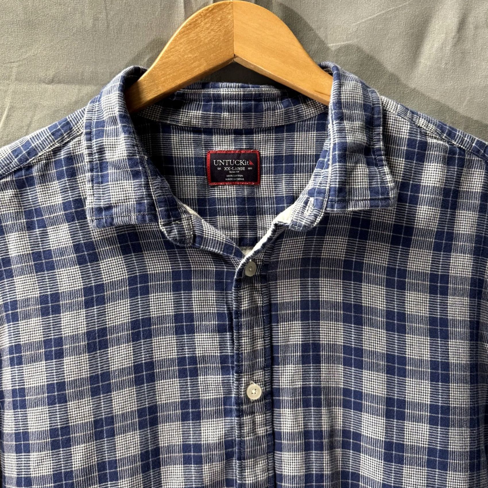 UNTUCKit UNTUCKit Shirt Mens 2XL Blue White Plaid Short Sleeve Slim Fit Button Up Casual Size US XXL / EU 58 / 5 - 3 Thumbnail