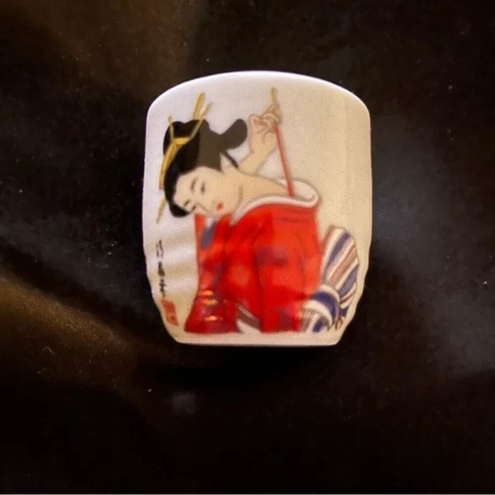 The Unbranded Brand Set of 5 vintage hand-painted geisha style sake cups the box Size ONE SIZE - 2 Thumbnail