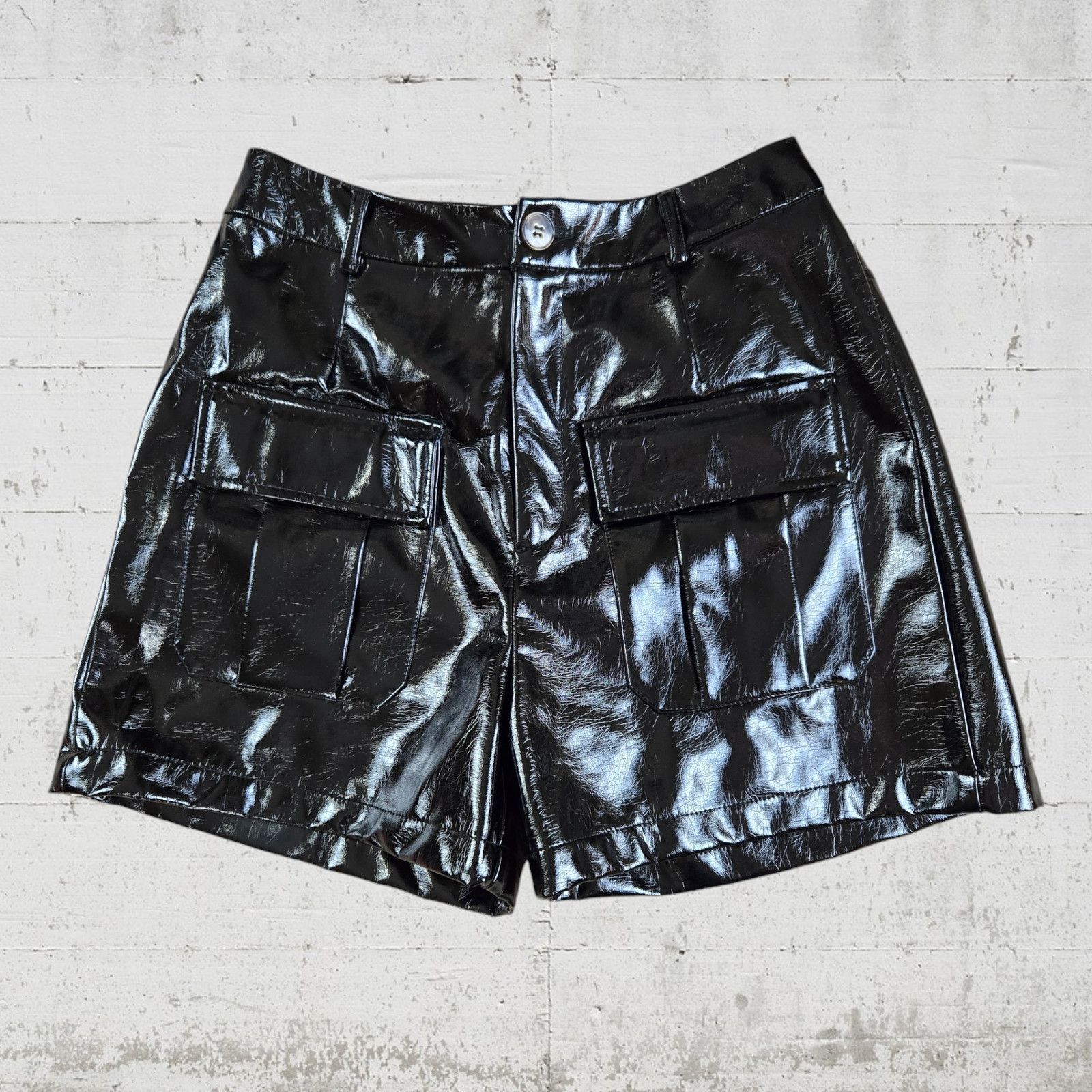 Other Black Patent Faux Leather Utility Shorts Size Small Size 26" / US 2 / IT 38 - 2 Thumbnail