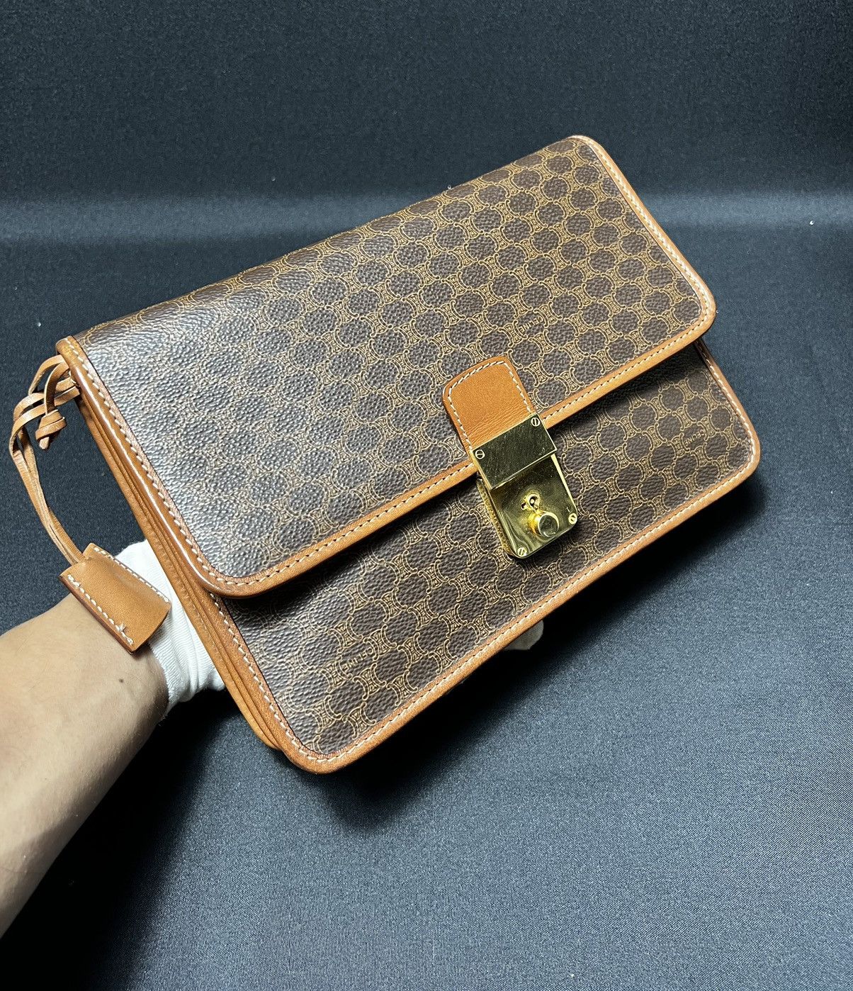 Celine Authentic Celine Clutch Bag Rare Size ONE SIZE - 4 Thumbnail
