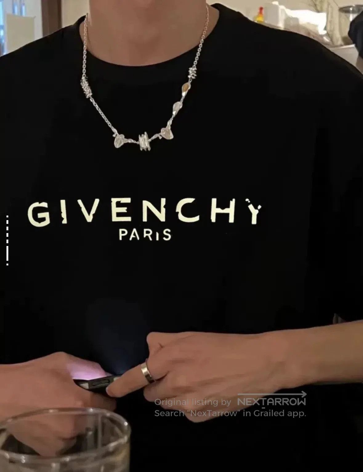 Givenchy Givenchy Distressed Logo Cotton Crewneck T-Shirt. Size US XS / EU 42 / 0 - 4 Thumbnail