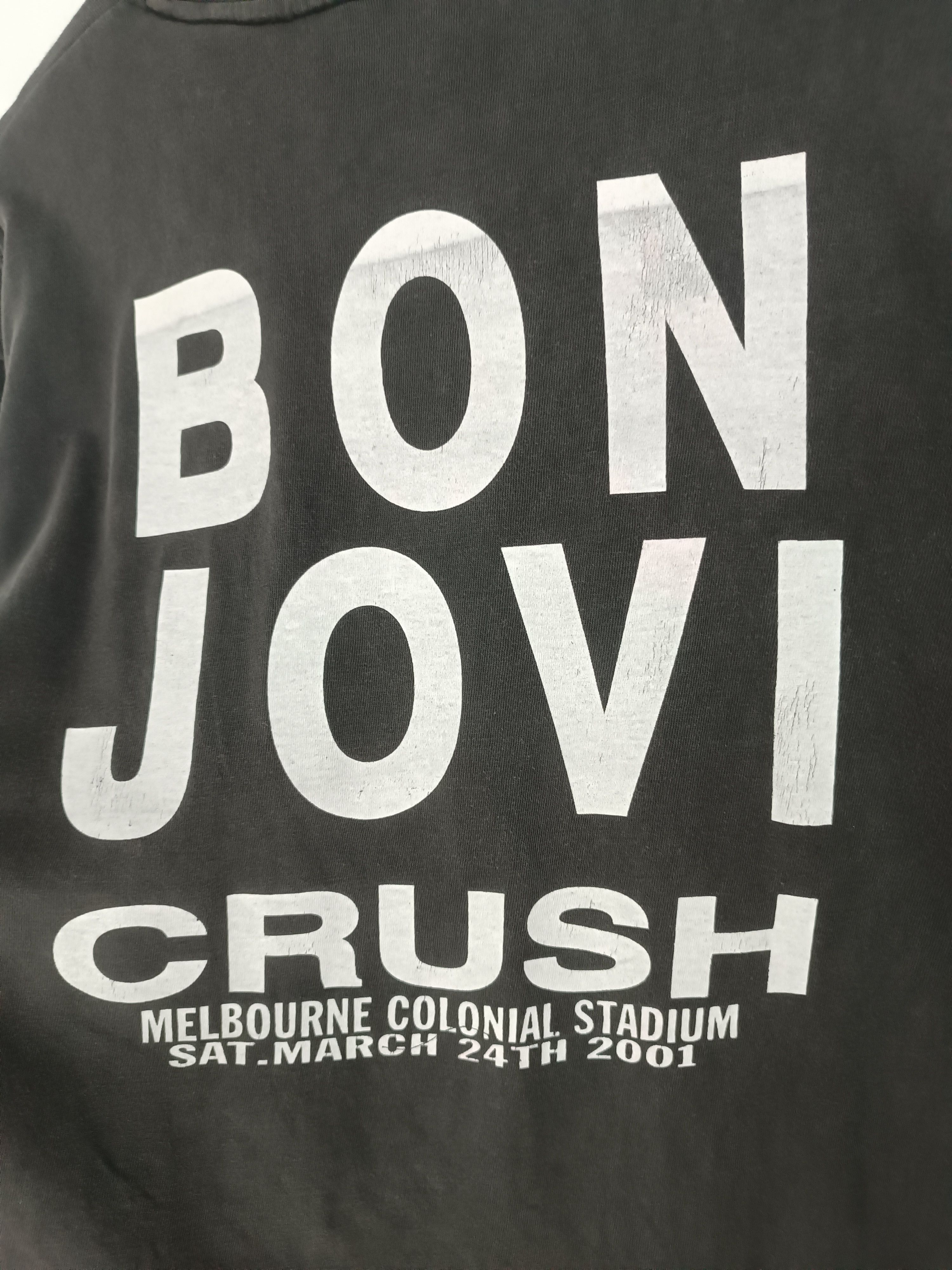 Band Tees VINTAGE 2001 BON JOVI CRUSH LIVE FADED BOXY TEE VERY RARE Size US L / EU 52-54 / 3 - 13 Thumbnail