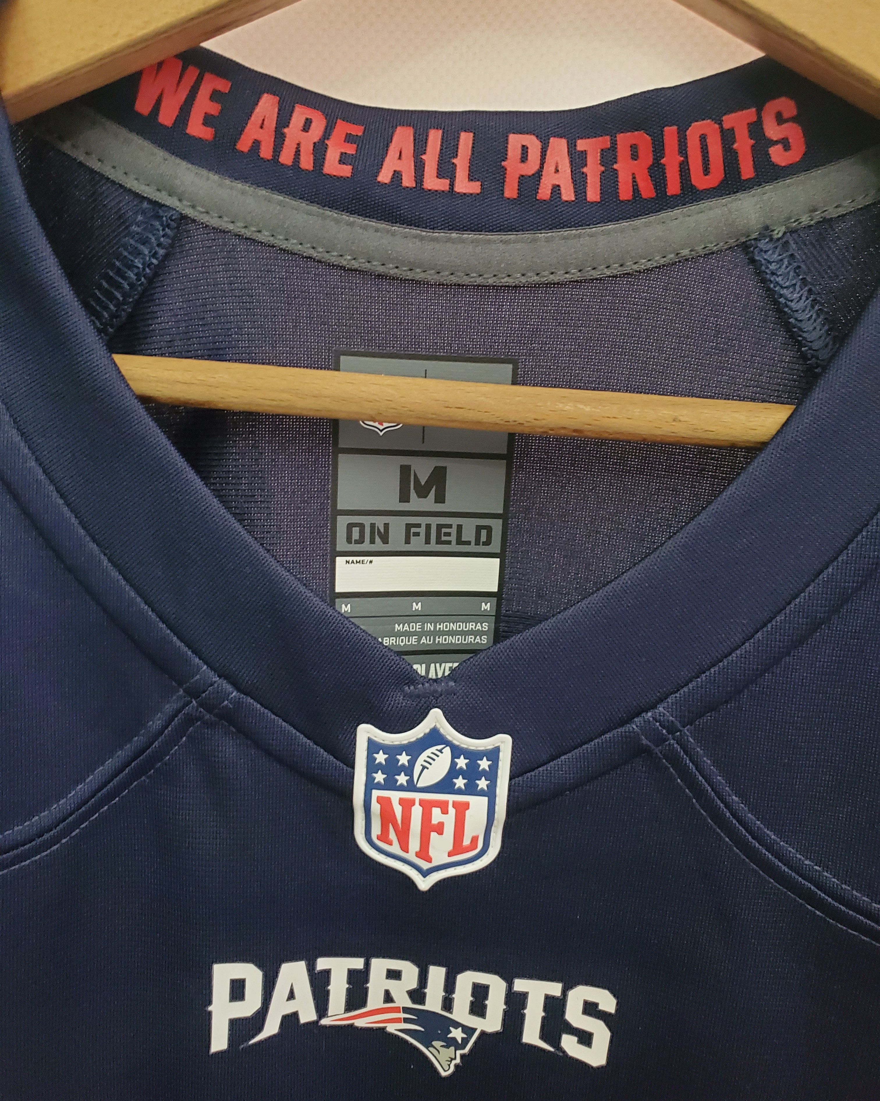 NFL × Nike Nike HFL Mac Jones New England Patriots jersey size M Size US M / EU 48-50 / 2 - 5 Thumbnail