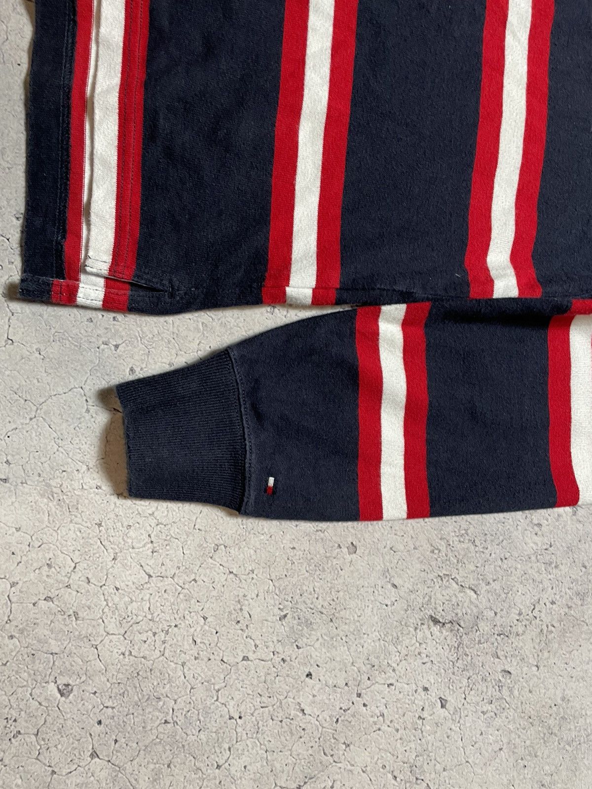 Tommy Hilfiger × Vintage Vintage Tommy Hilfiger Y2K Striped Rugby Sweatshirt Size US L / EU 52-54 / 3 - 4 Thumbnail