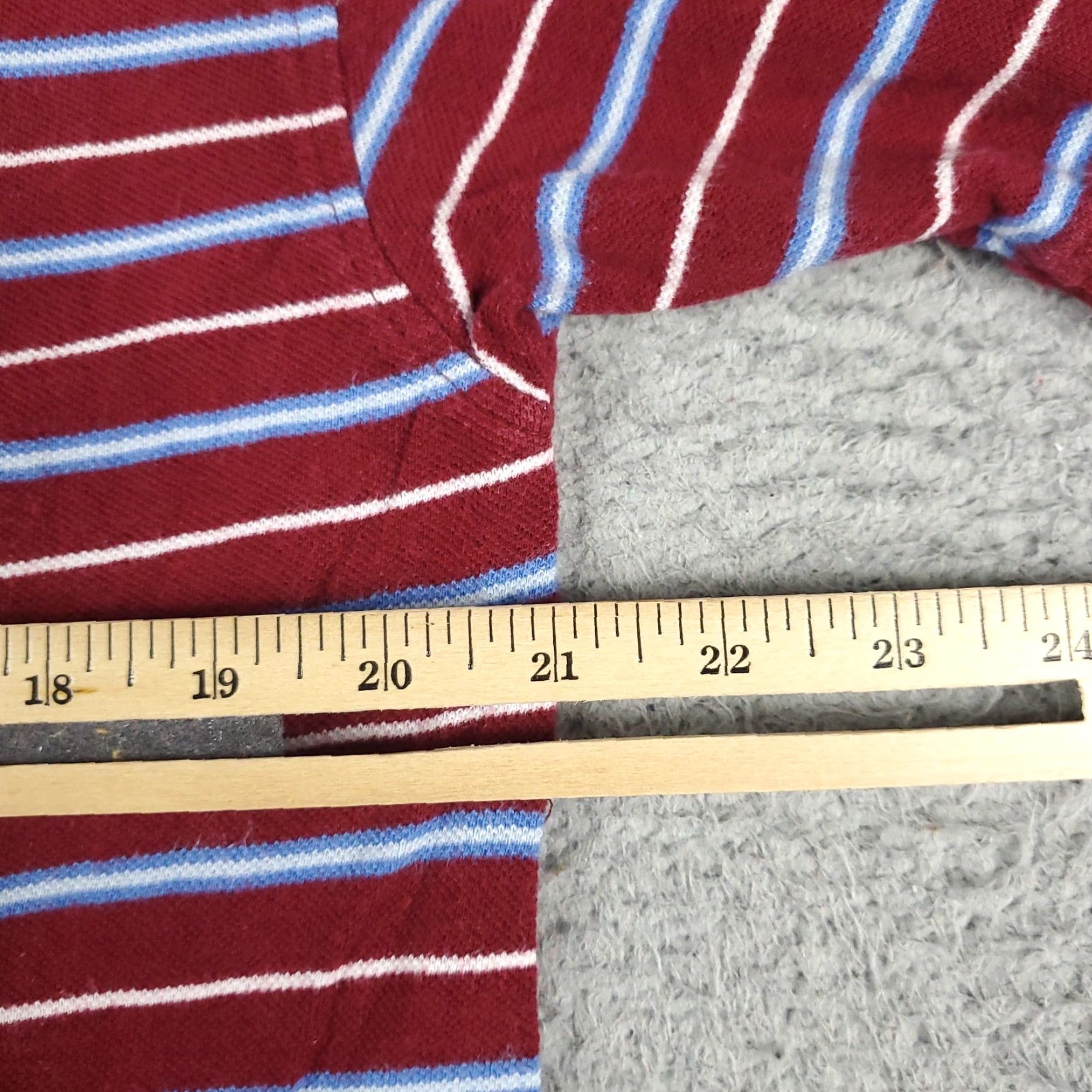 Tommy Hilfiger VINTAGE Tommy Hilfiger Polo Shirt Mens Large Red Blue Striped Polo Shirt Adult Large Red/Blue Striped Logo Button-Front Casual Sports Mens Size US L / EU 52-54 / 3 - 5 Thumbnail