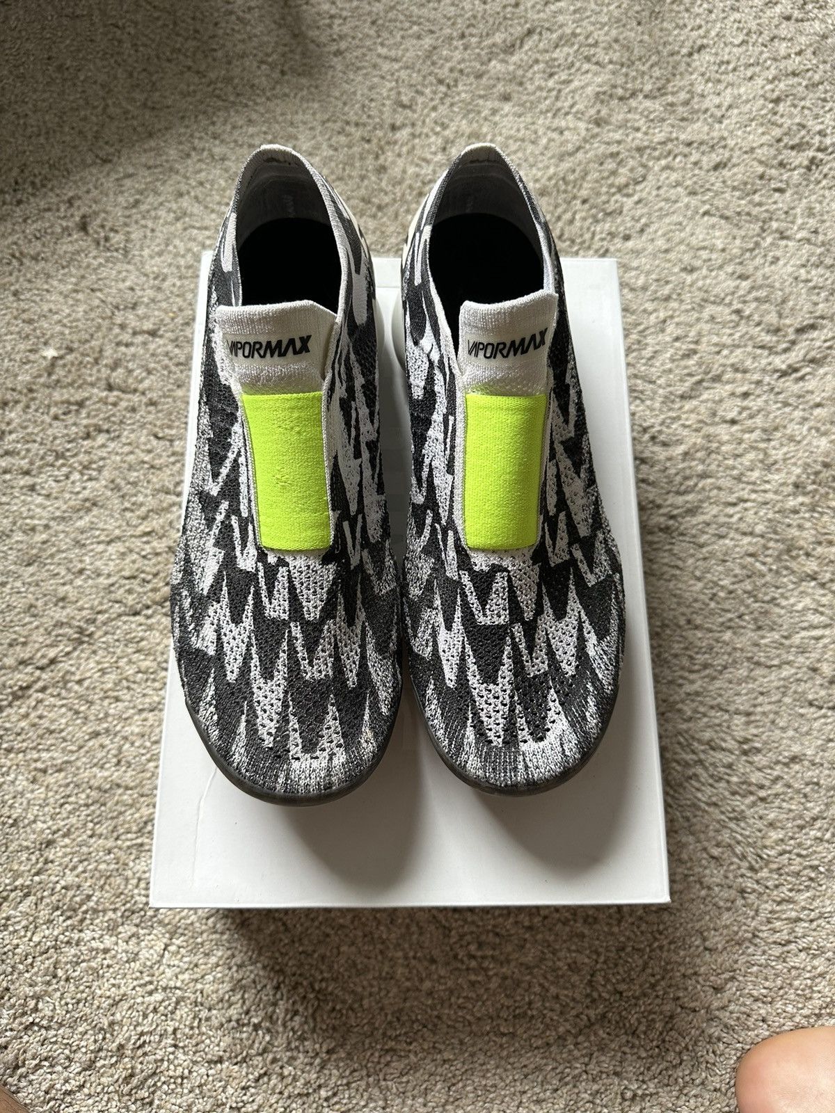 Acronym × Nike Nike Vapormax Moc Acronym Volt/Bone Size US 9.5 / EU 42-43 - 1 Thumbnail