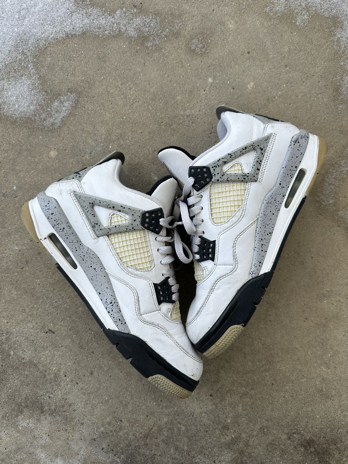 Jordan Brand Jordan 4 Retro White Cement 2016 s Size US 8 / EU 41 - 2 Thumbnail