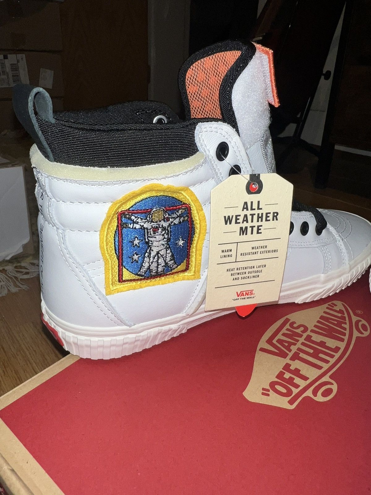 NASA × Vans Vans NASA X Sk8-Hi MTE Space Voyager True White Shoes Size US 11 / EU 44 - 10 Thumbnail