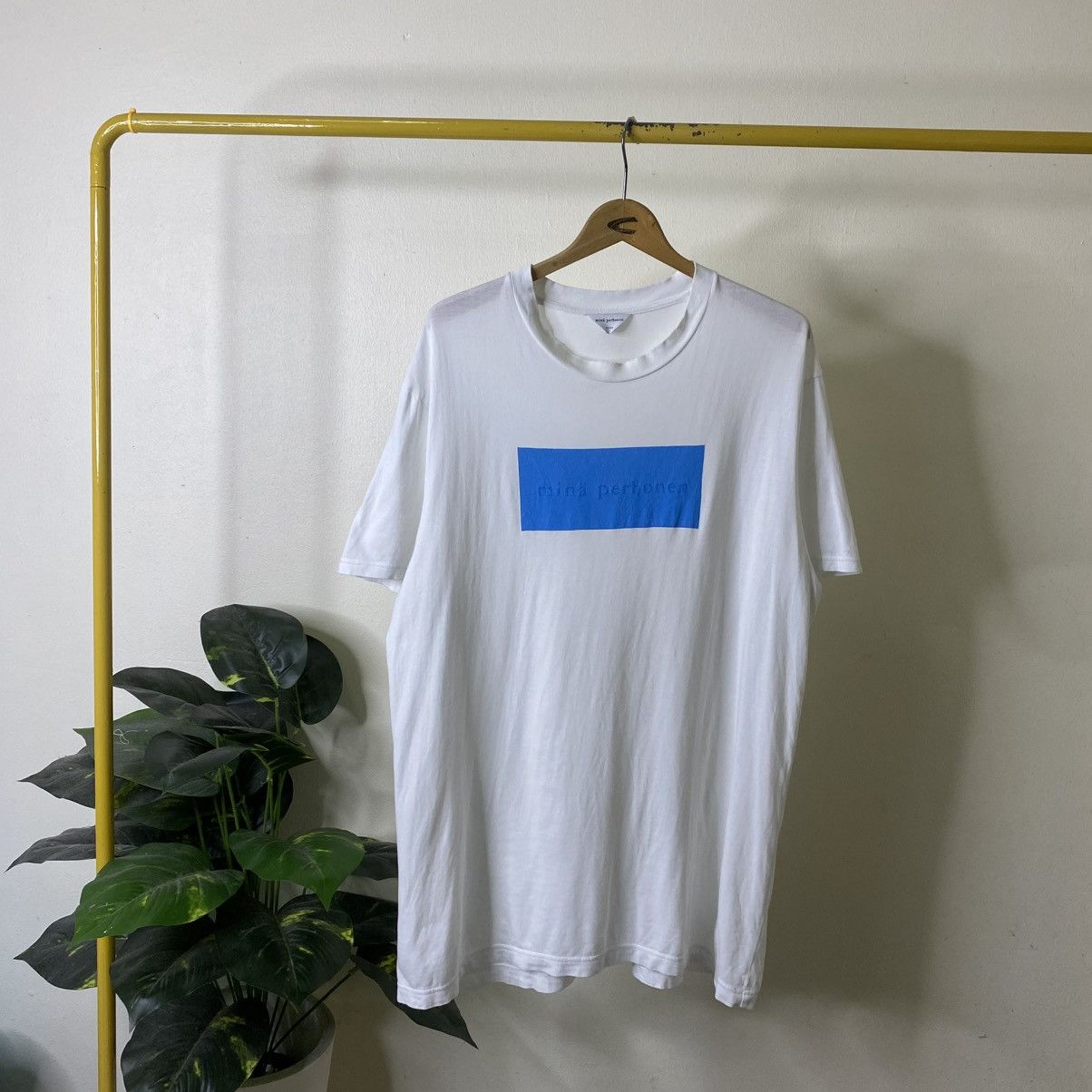 mina perhonen Box Logo T Shirt Size US XL / EU 56 / 4 - 1 Thumbnail