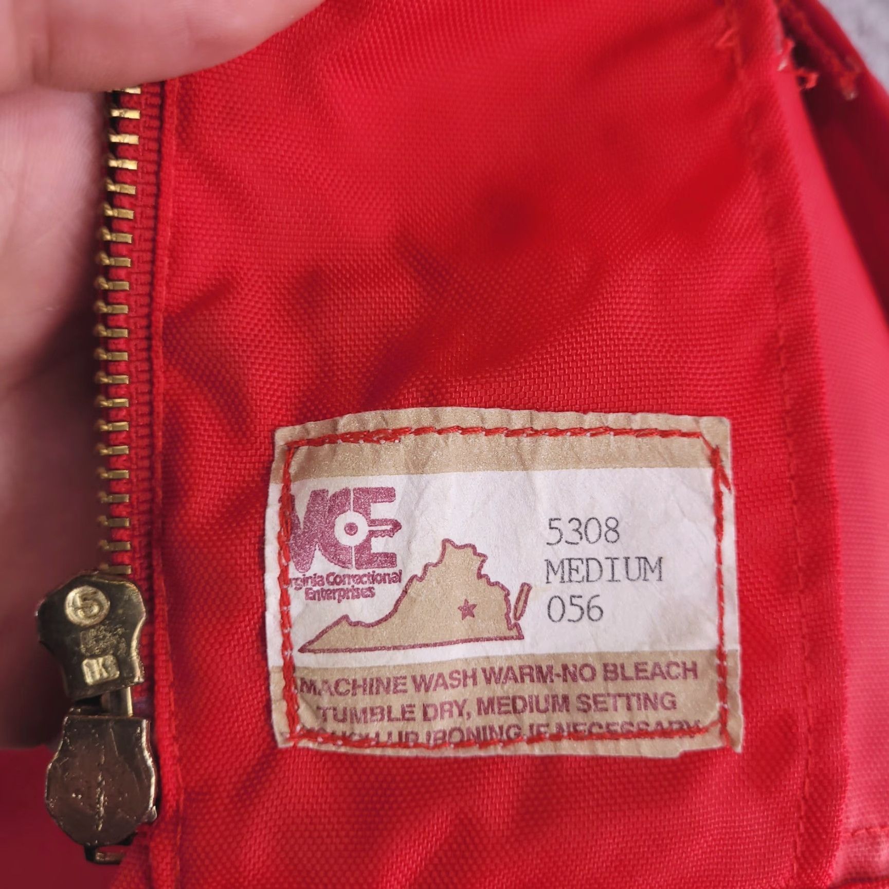 Vintage Virginia Correctional Jacket Mens M Red Basic Jacket Prisoner jail Activewear Size US M / EU 48-50 / 2 - 7 Thumbnail
